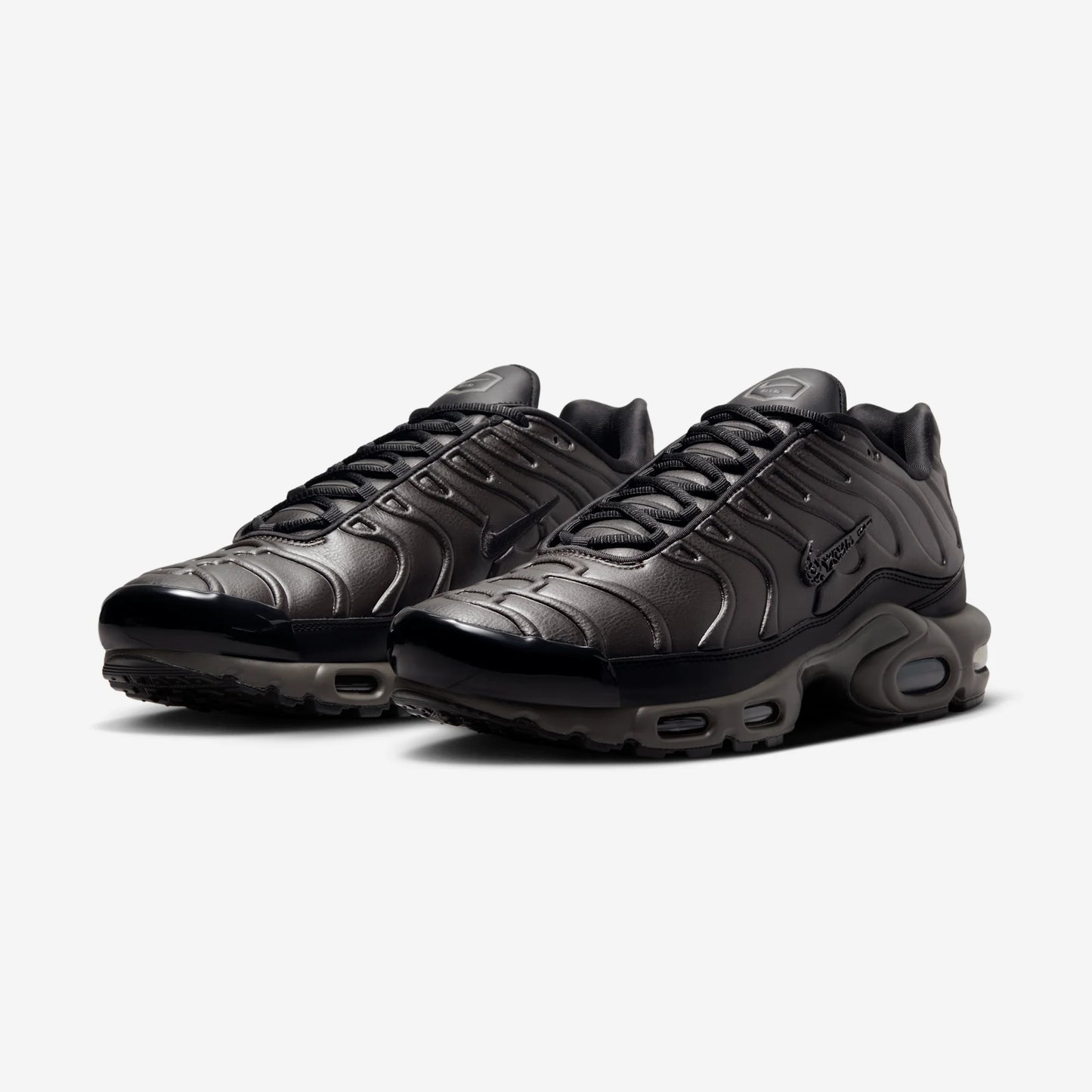 Nike Air Max Plus Premium Paris