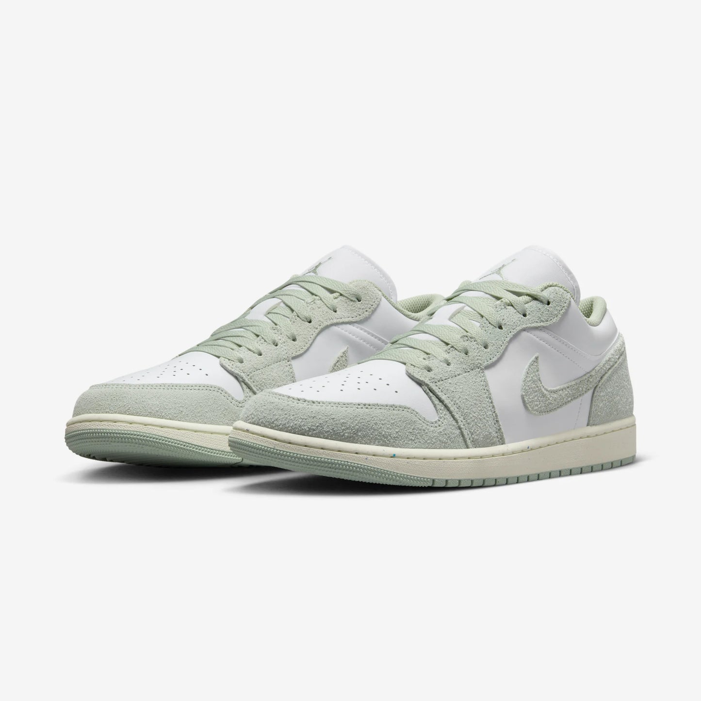 Jordan 1 Low SE Seafoam