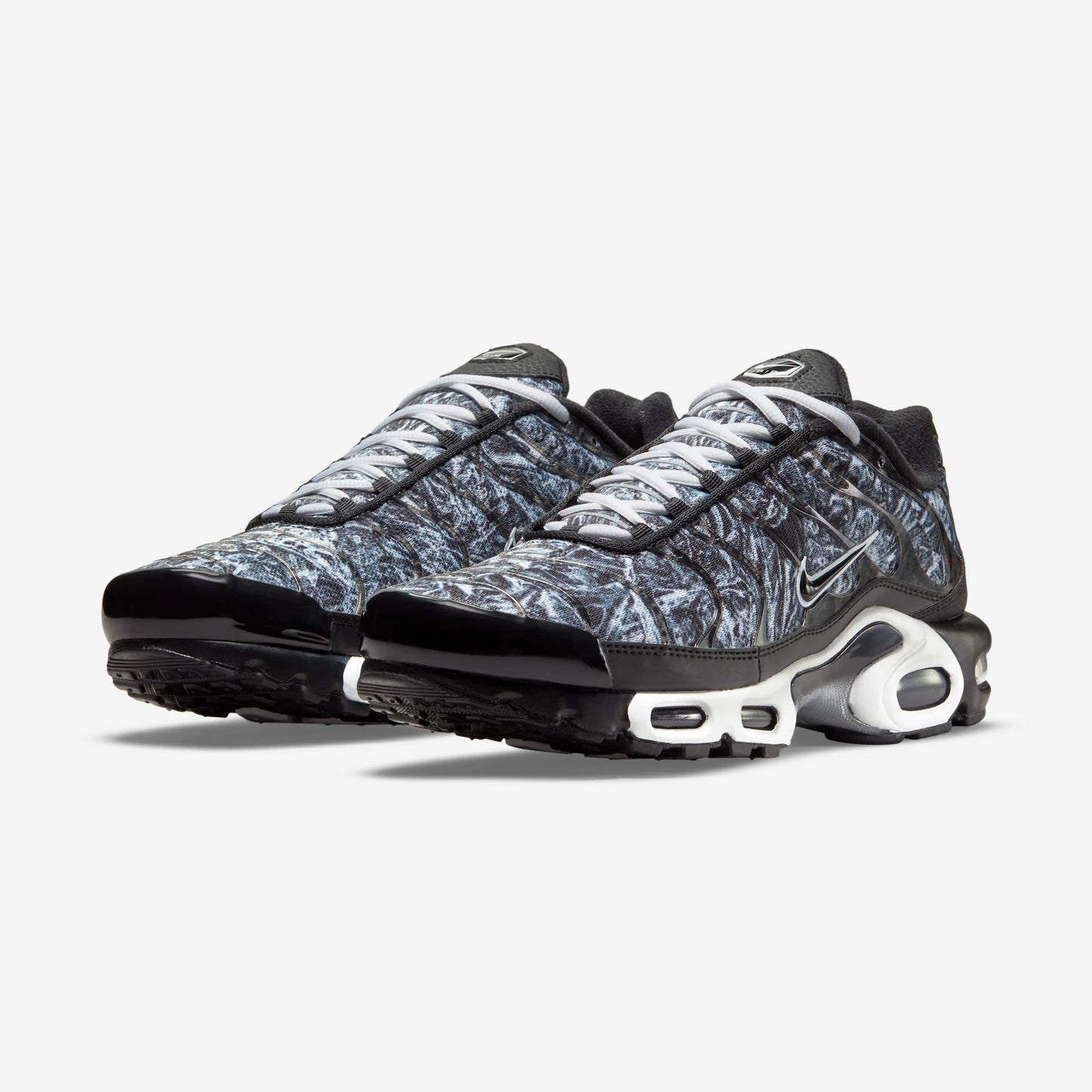 Nike Air Max Plus Dark Smoke Grey