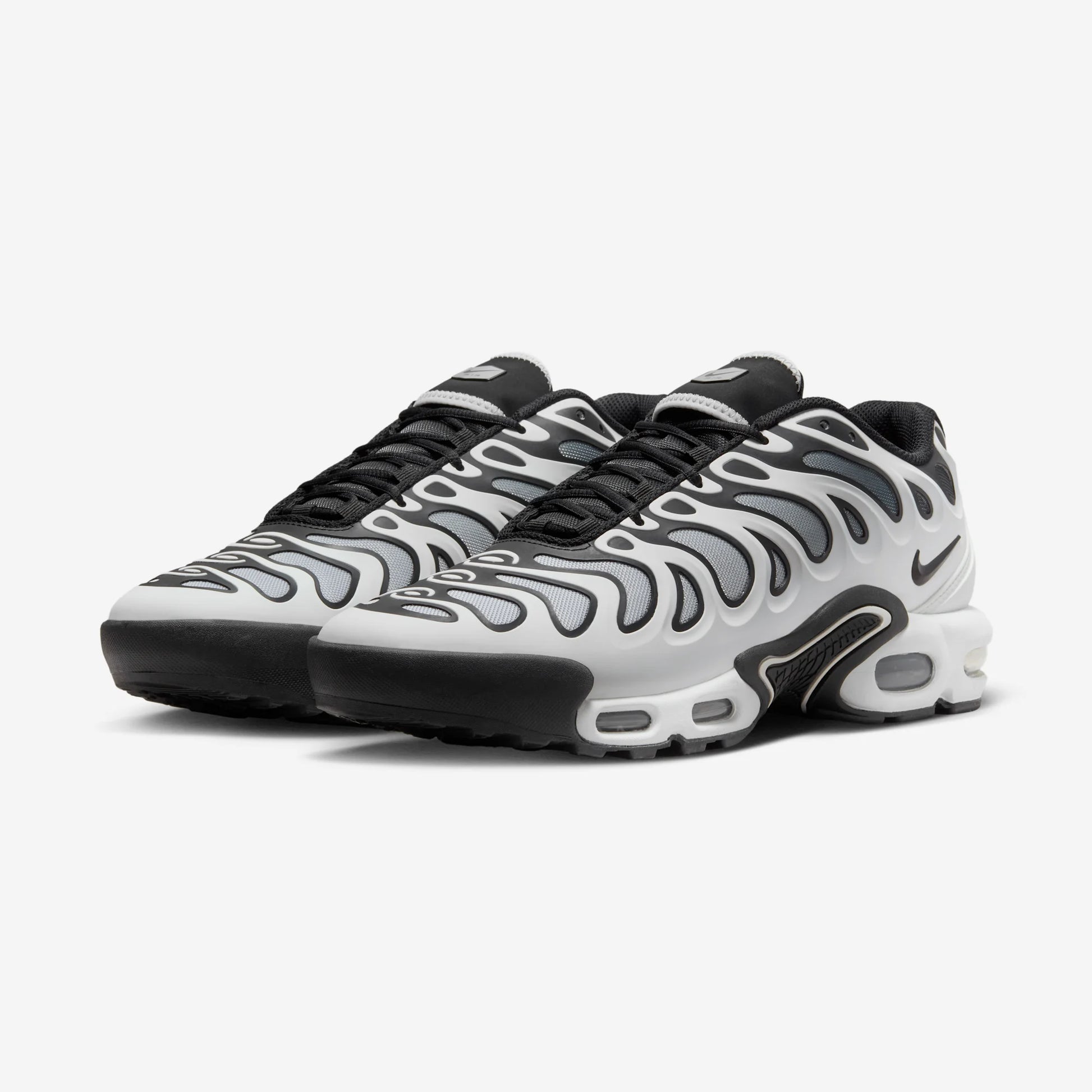 Nike Air Max Plus Drift White Black Metallic Silver