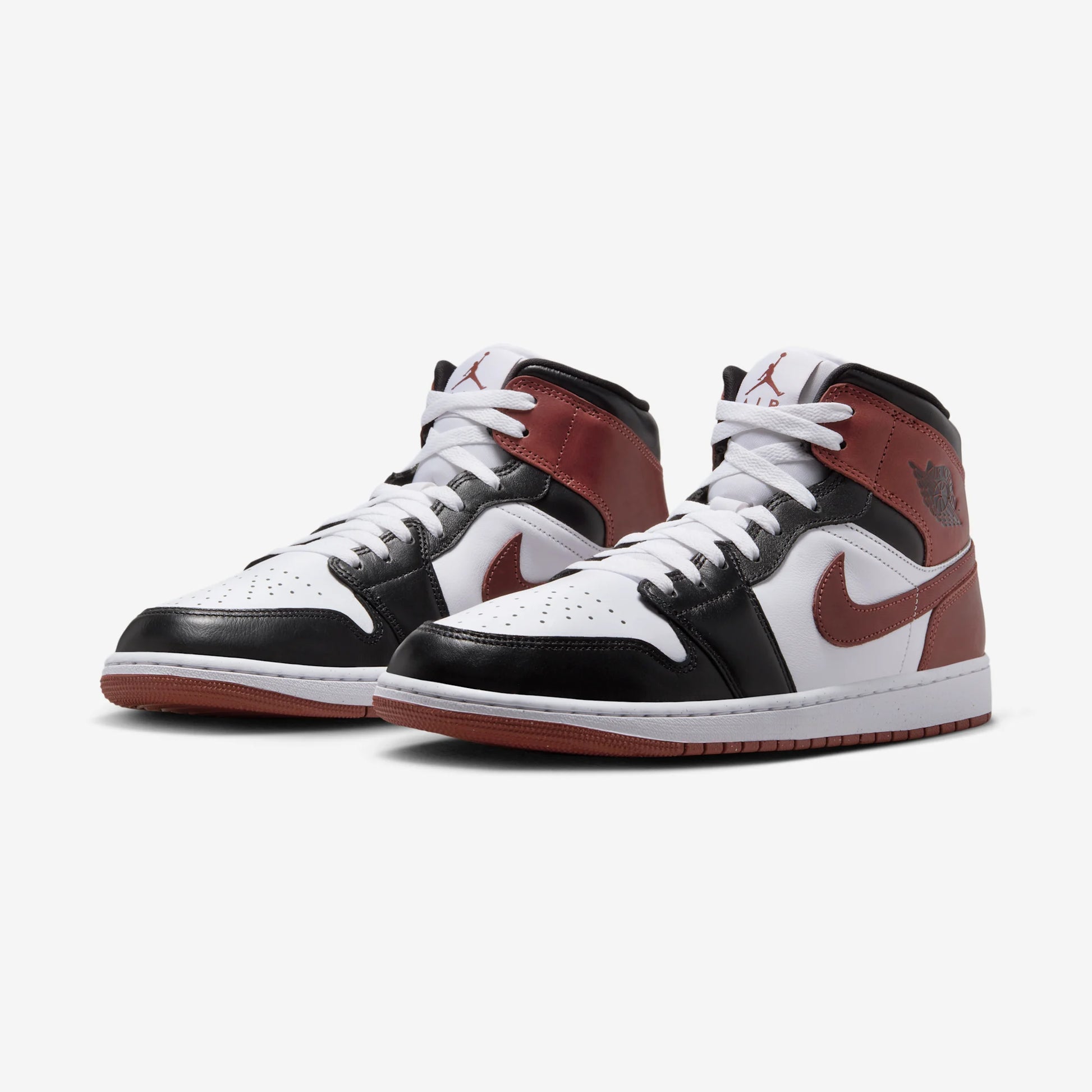 Jordan 1 Mid SE Dark Pony