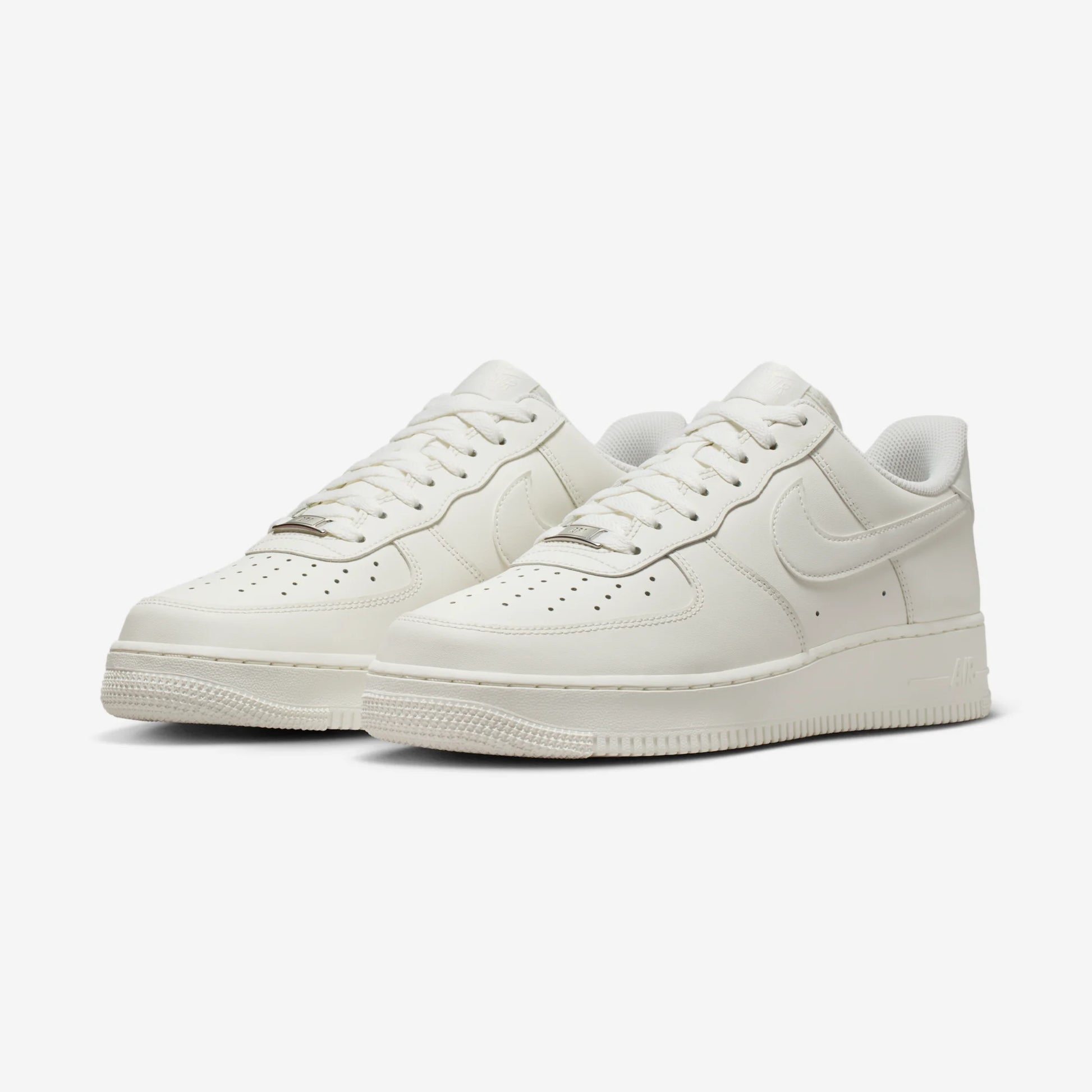 Nike Air Force 1 Low '07 Sail