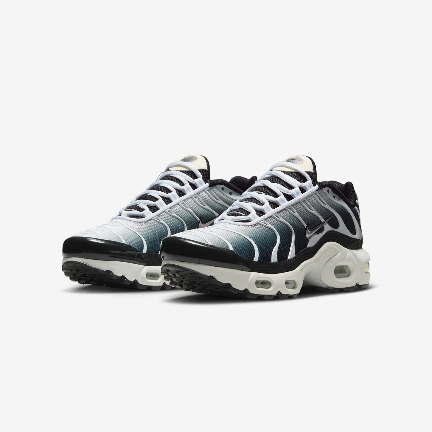 Nike Air Max Plus Black White Sail Metallic Cool Grey (GS)