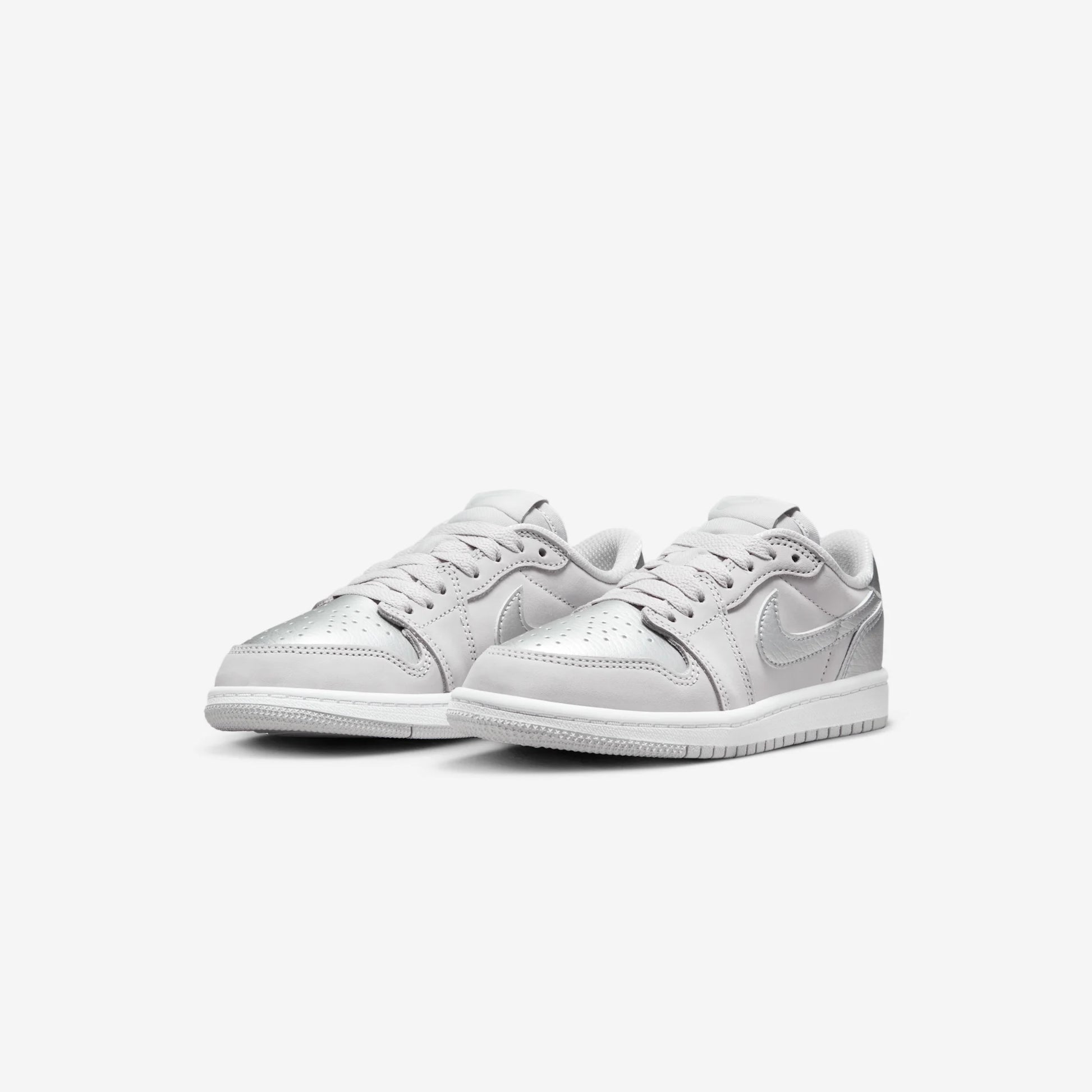 Jordan 1 Low OG Metallic Silver (PS)