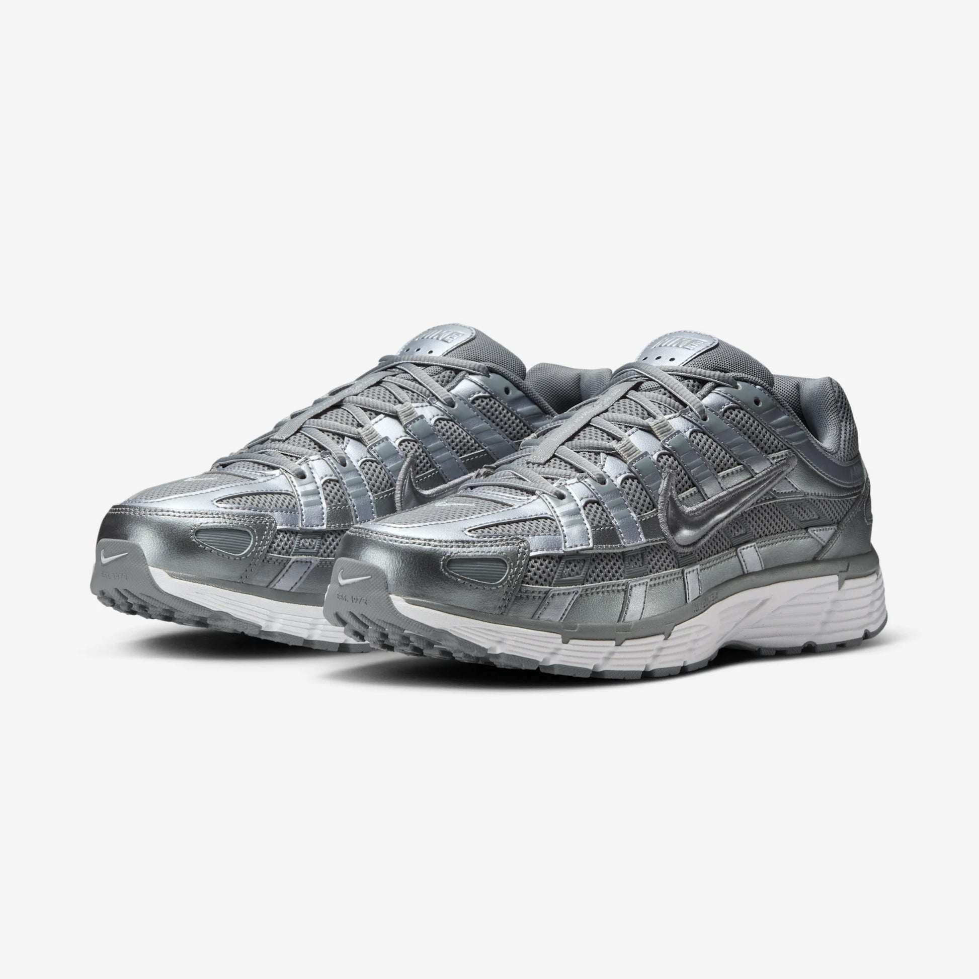 Nike P-6000 Metallic Cool Grey