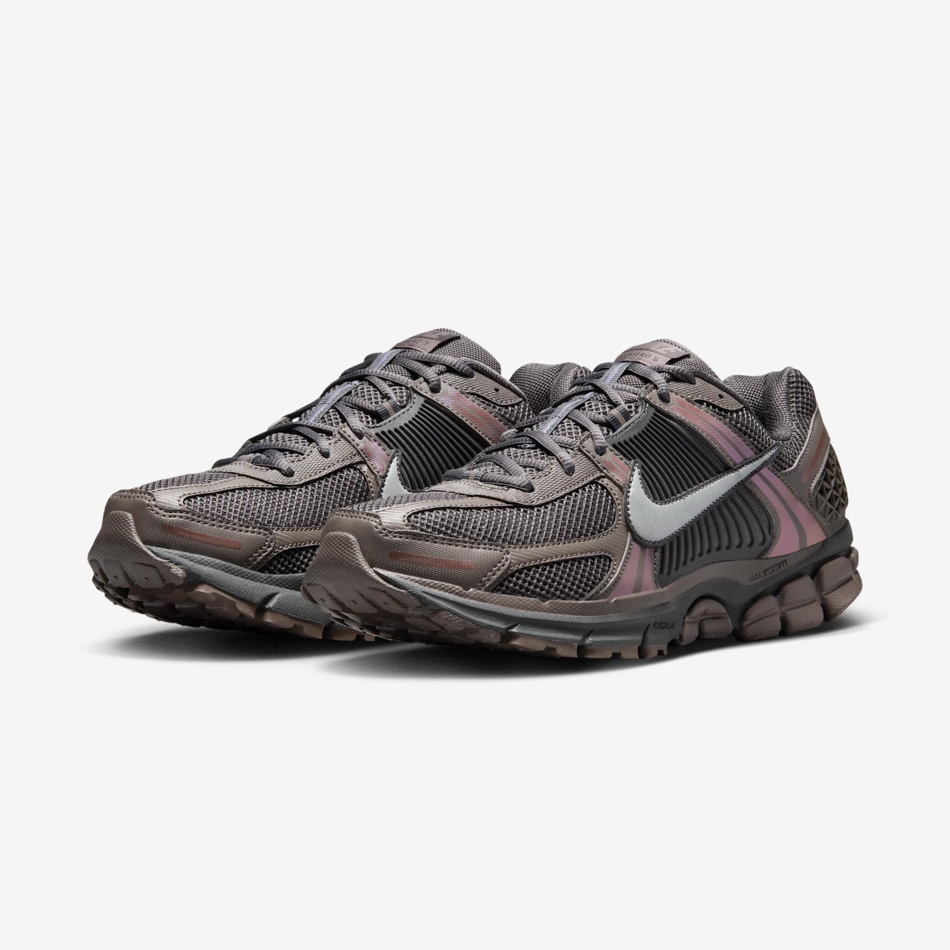 Nike Zoom Vomero 5 Cave Stone