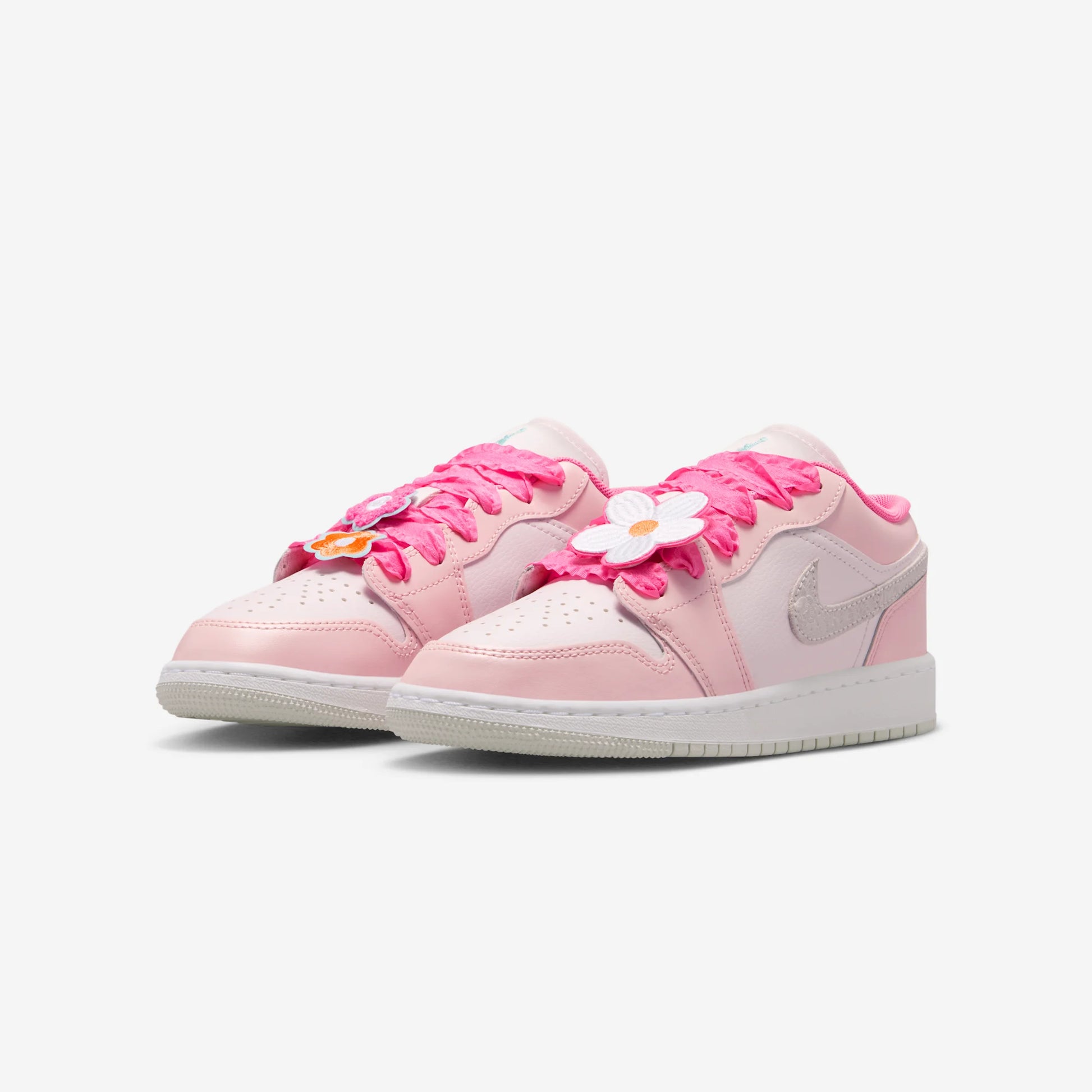 Jordan 1 Low SE Pink Bloom (GS)