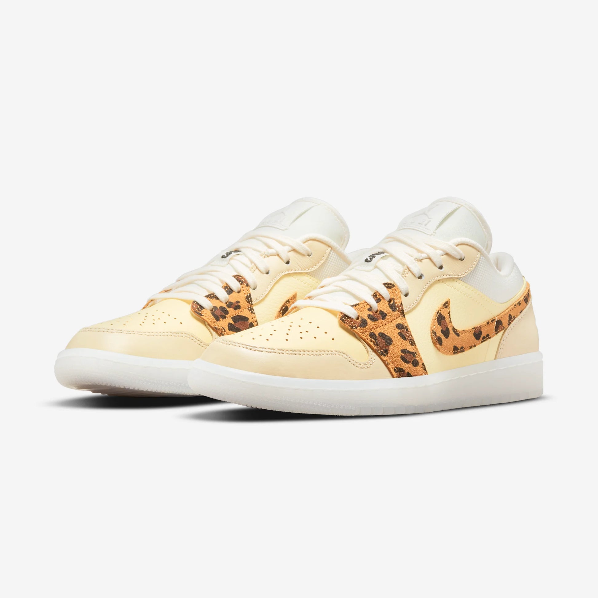 Jordan 1 Low SNKRS Day (Women's)