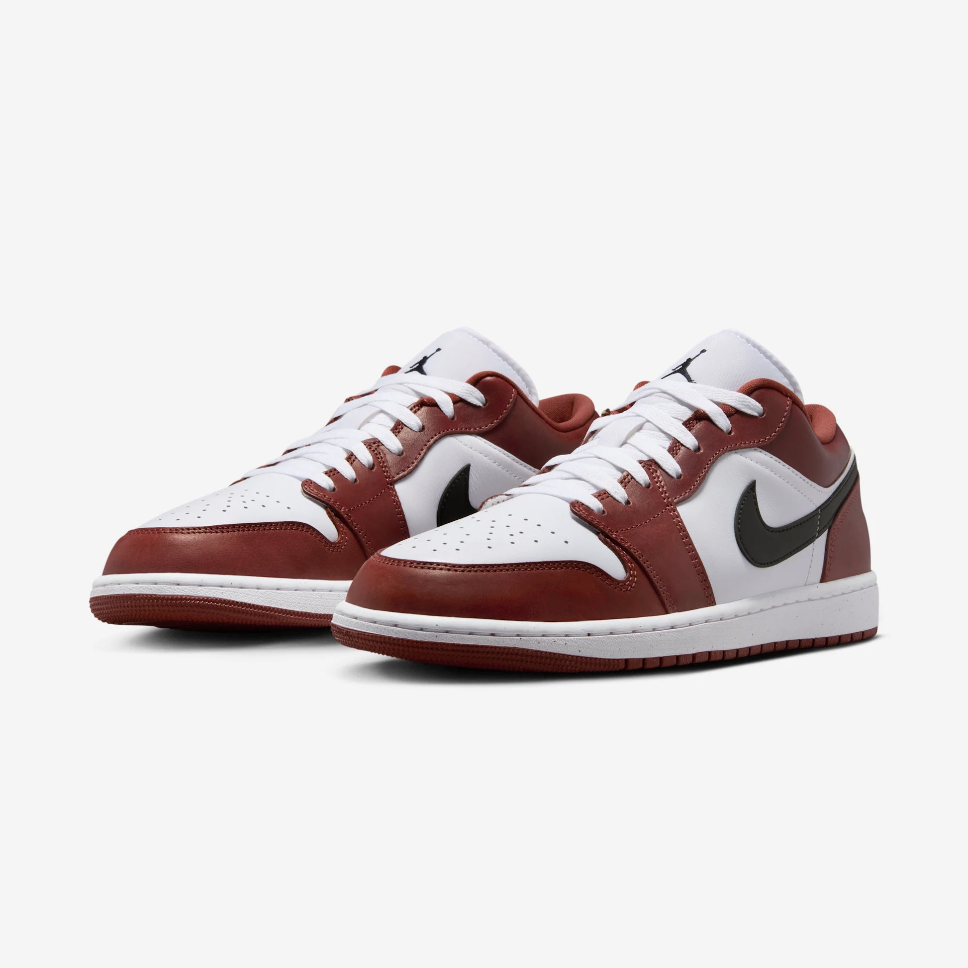 Jordan 1 Low SE Dark Pony