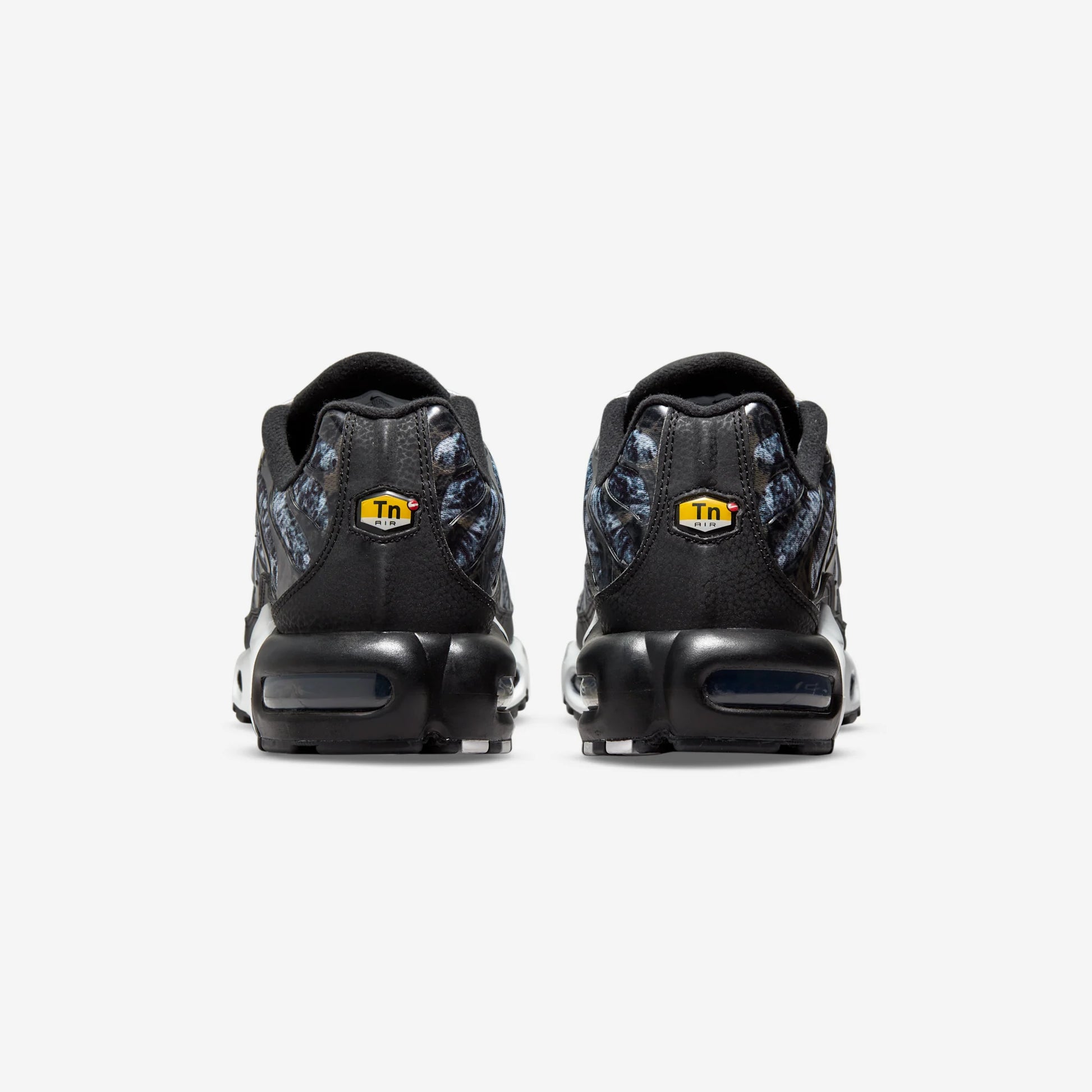 Nike Air Max Plus Dark Smoke Grey