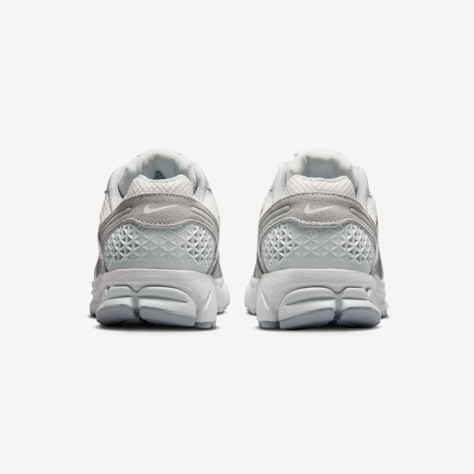 Nike Zoom Vomero 5 Pure Platinum Platinum Tint Wolf Grey Summit White (Women's)