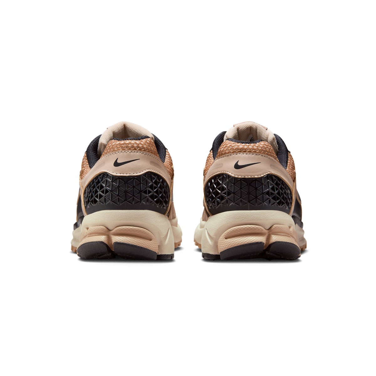 Nike Zoom Vomero 5 Sanddrift (Women's)