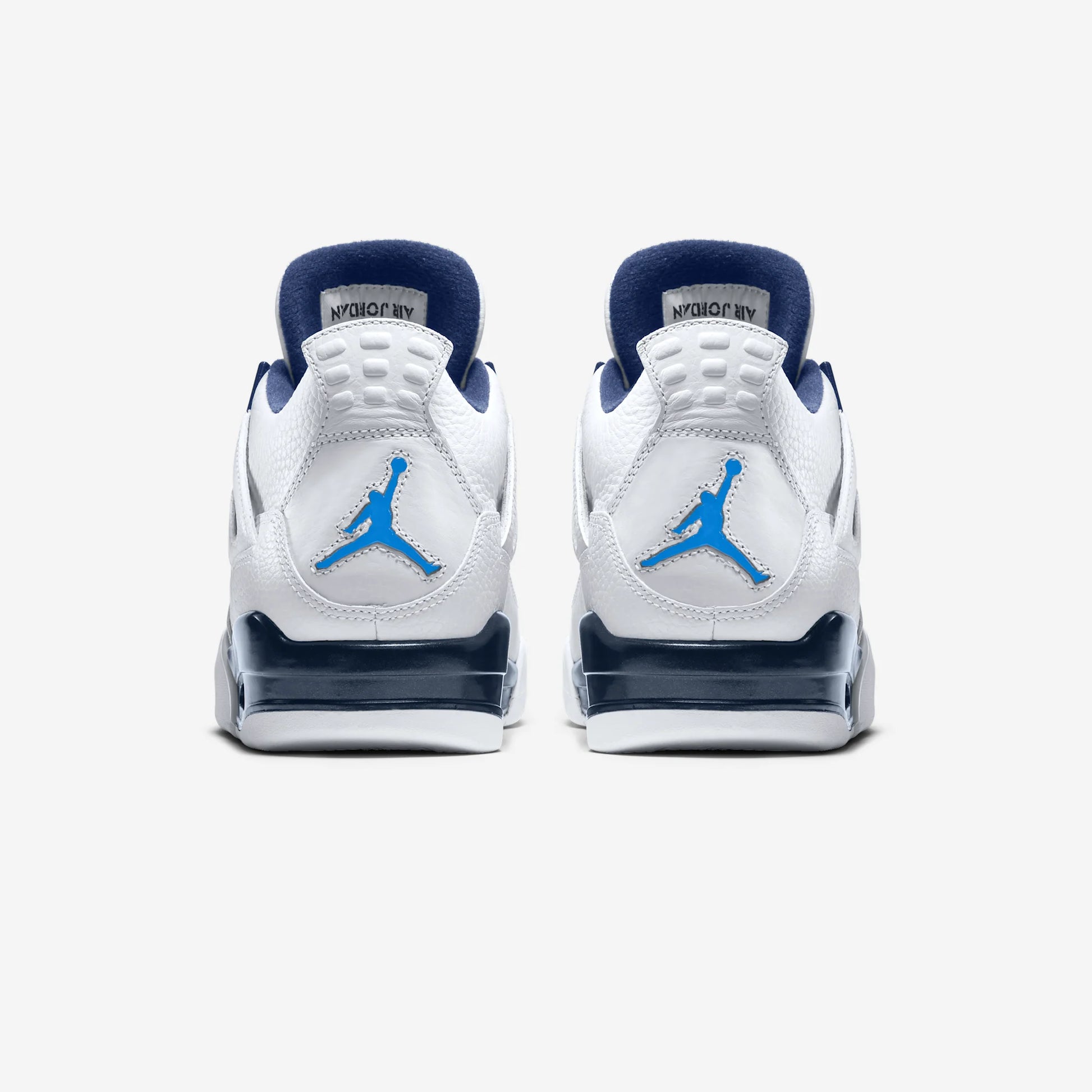 Jordan 4 Retro Columbia (2015)