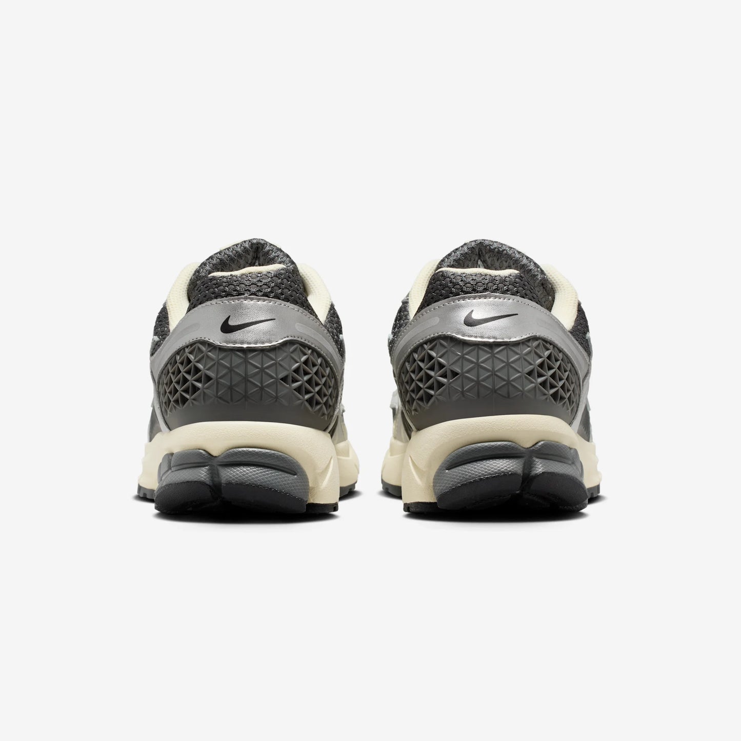 Nike Zoom Vomero 5 Iron Grey Chrome