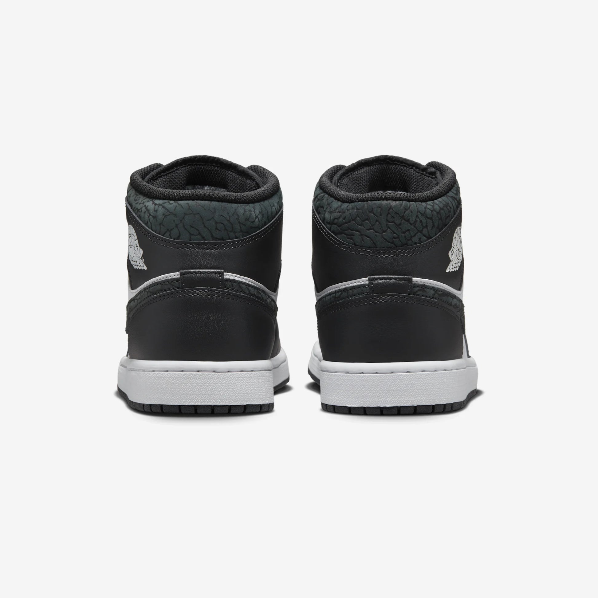 Jordan 1 Mid SE Panda Elephant