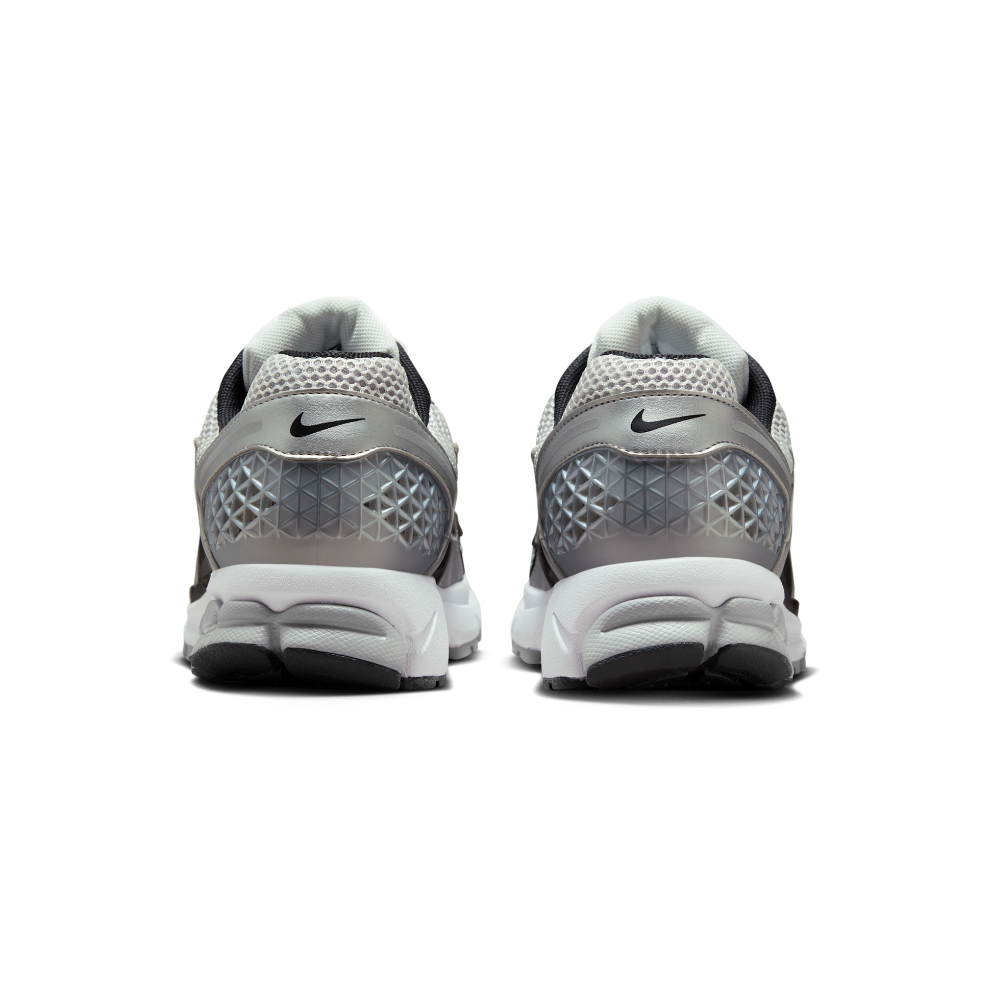 Nike Zoom Vomero 5 Metallic Silver Black