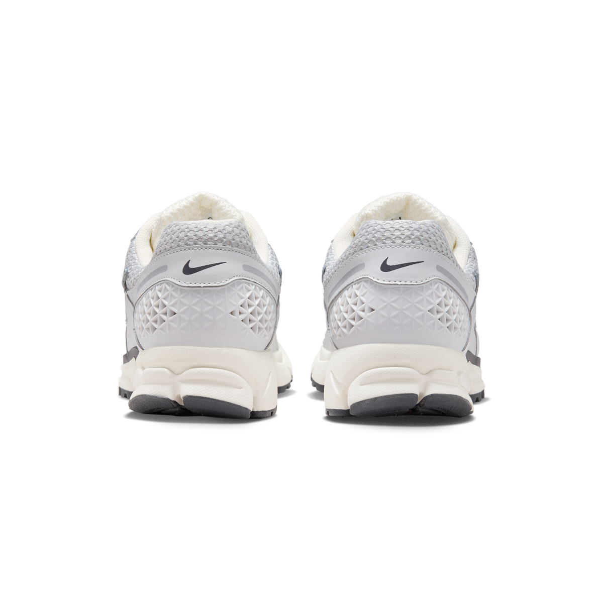 Nike Zoom Vomero 5 Chrome