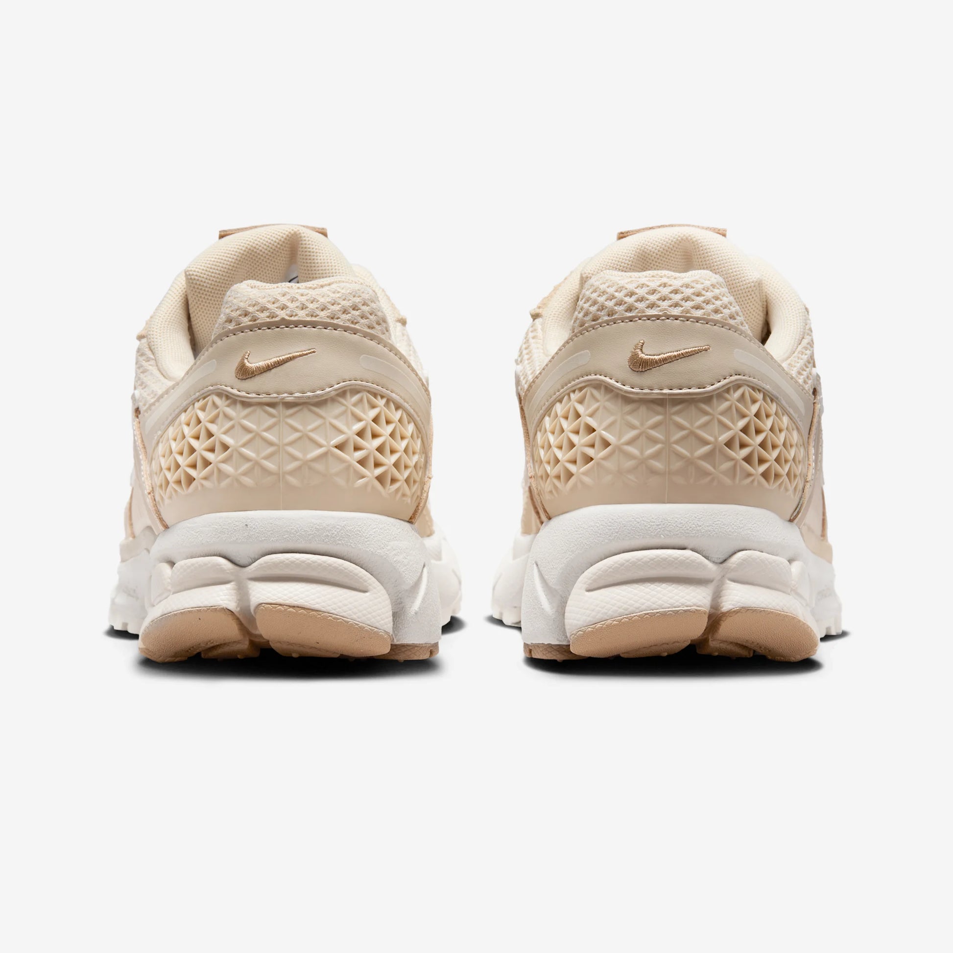 Nike Zoom Vomero 5 Phantom Sand Drift (Women's)