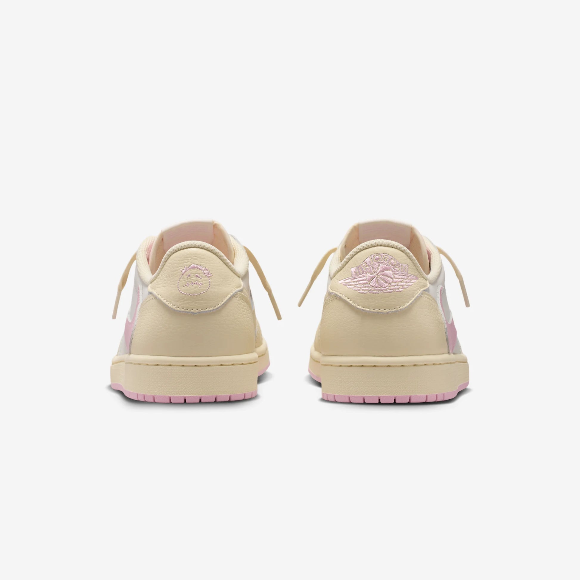 Jordan 1 Retro Low OG SP Travis Scott Shy Pink