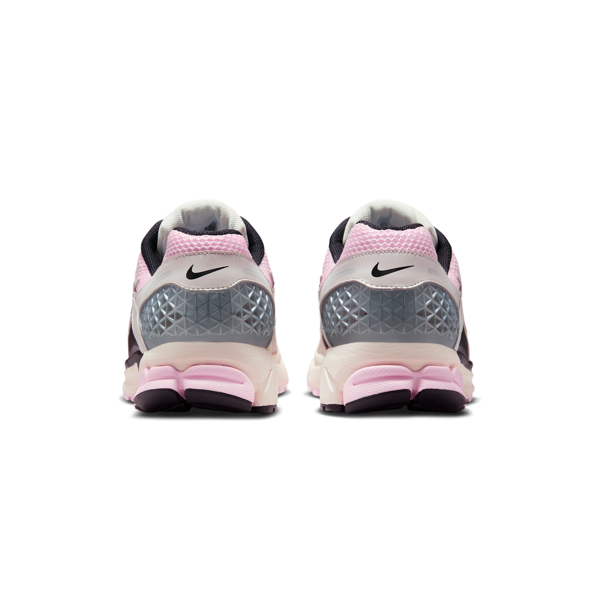 Nike Zoom Vomero 5 Pink Foam Phantom Metallic Platinum Black