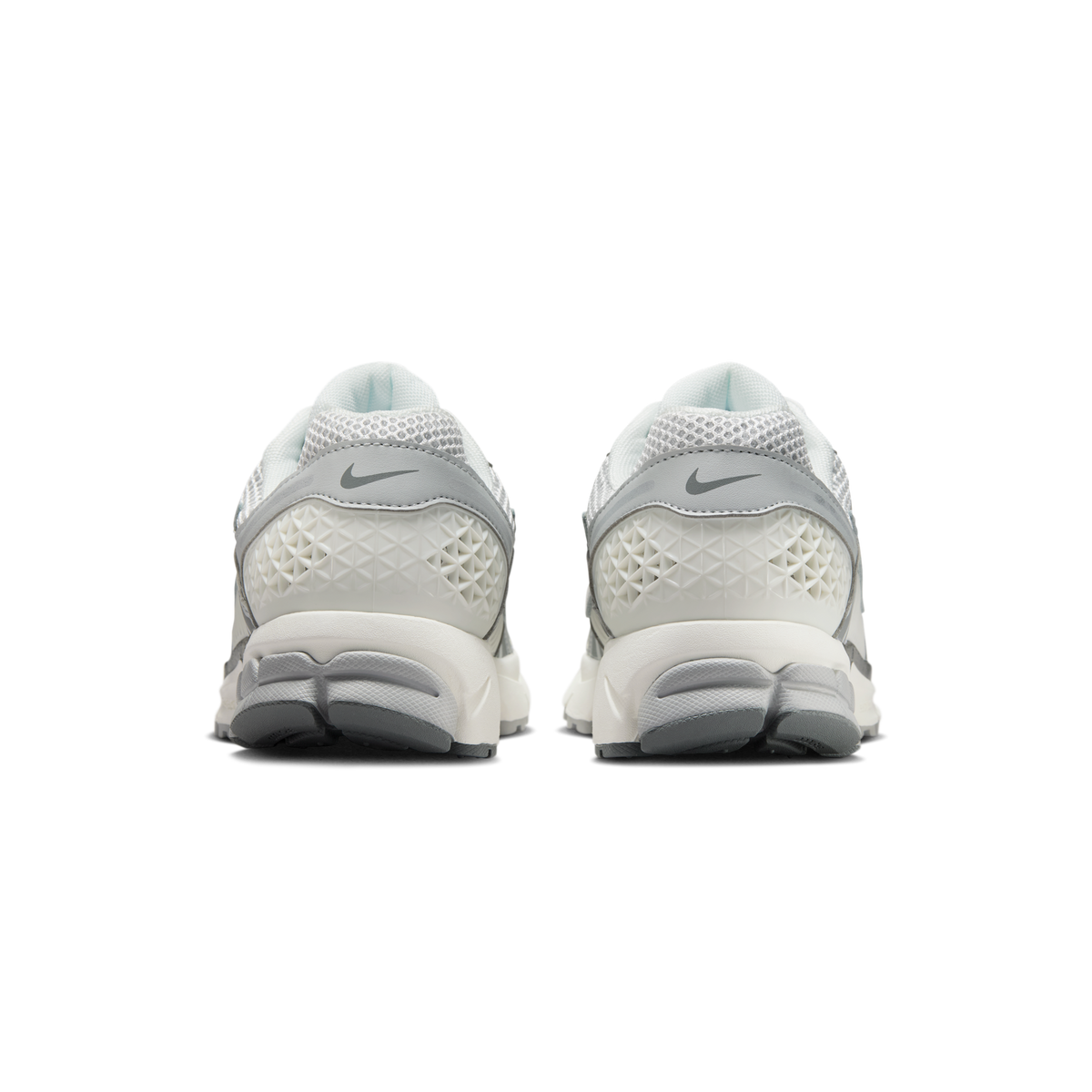 Nike Zoom Vomero 5 Metallic Silver