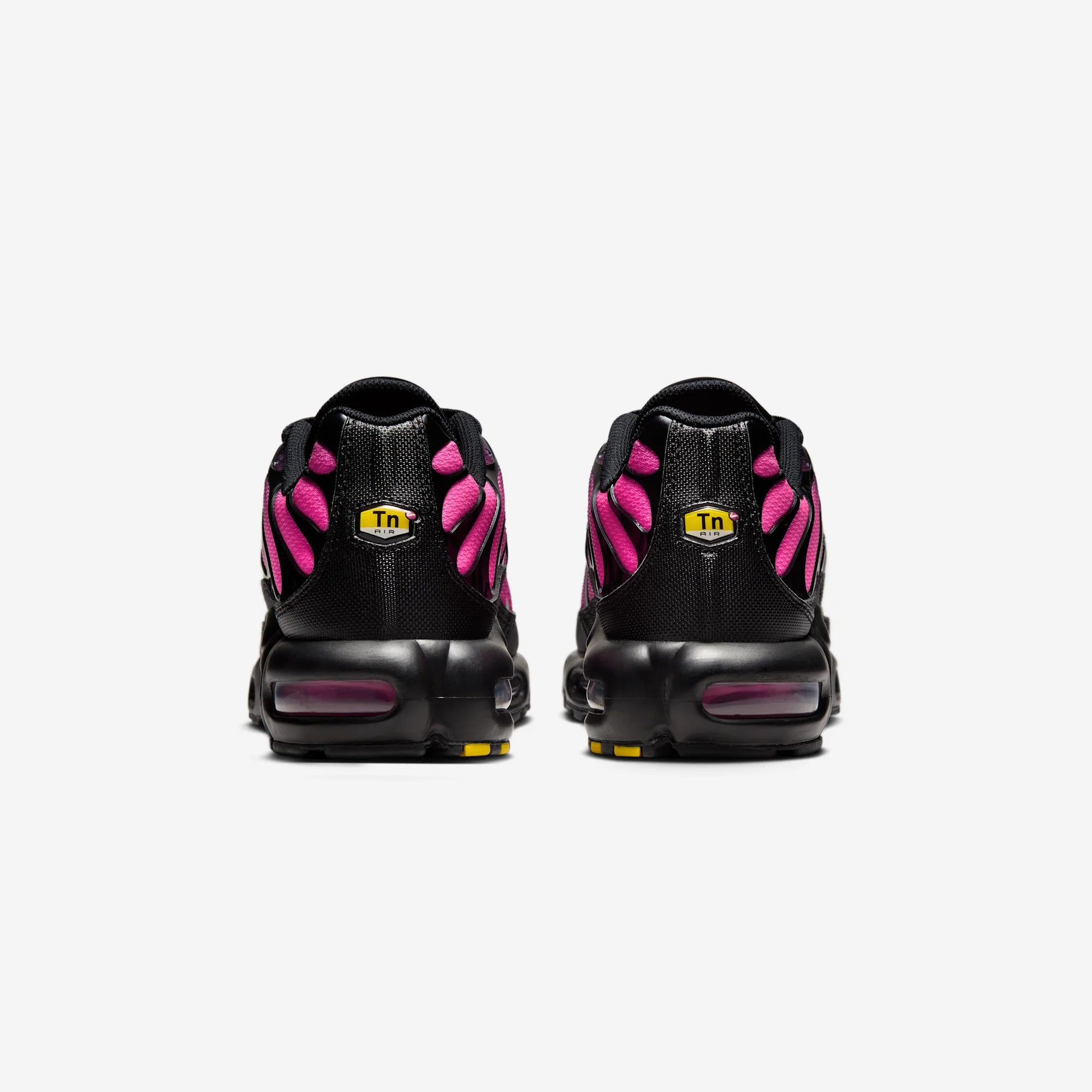 Nike Air Max Plus Black Hyper Pink