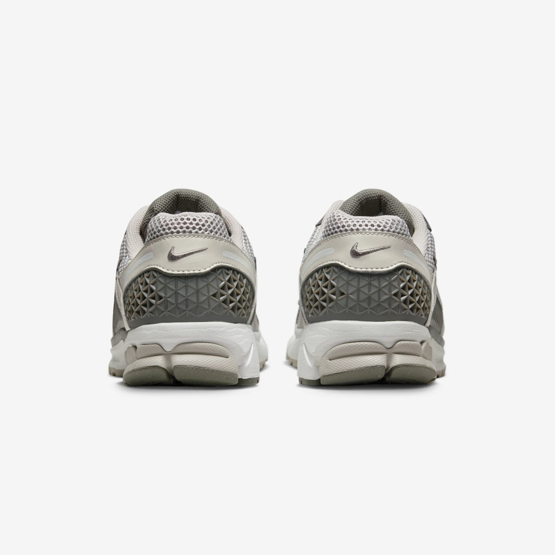 Nike Zoom Vomero 5 Iron Ore Flat Pewter