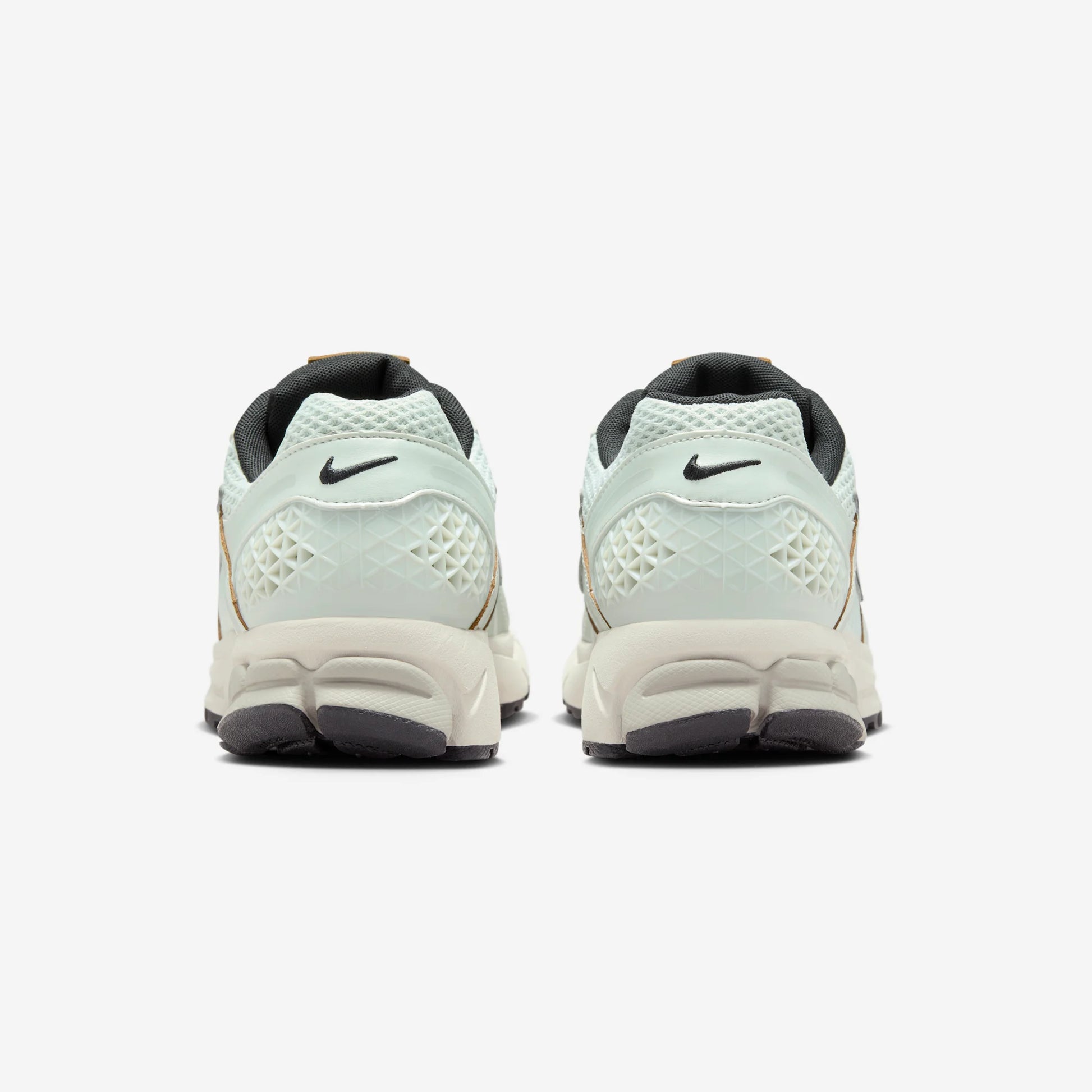 Nike Zoom Vomero 5 Light Silver Chrome (Women's)
