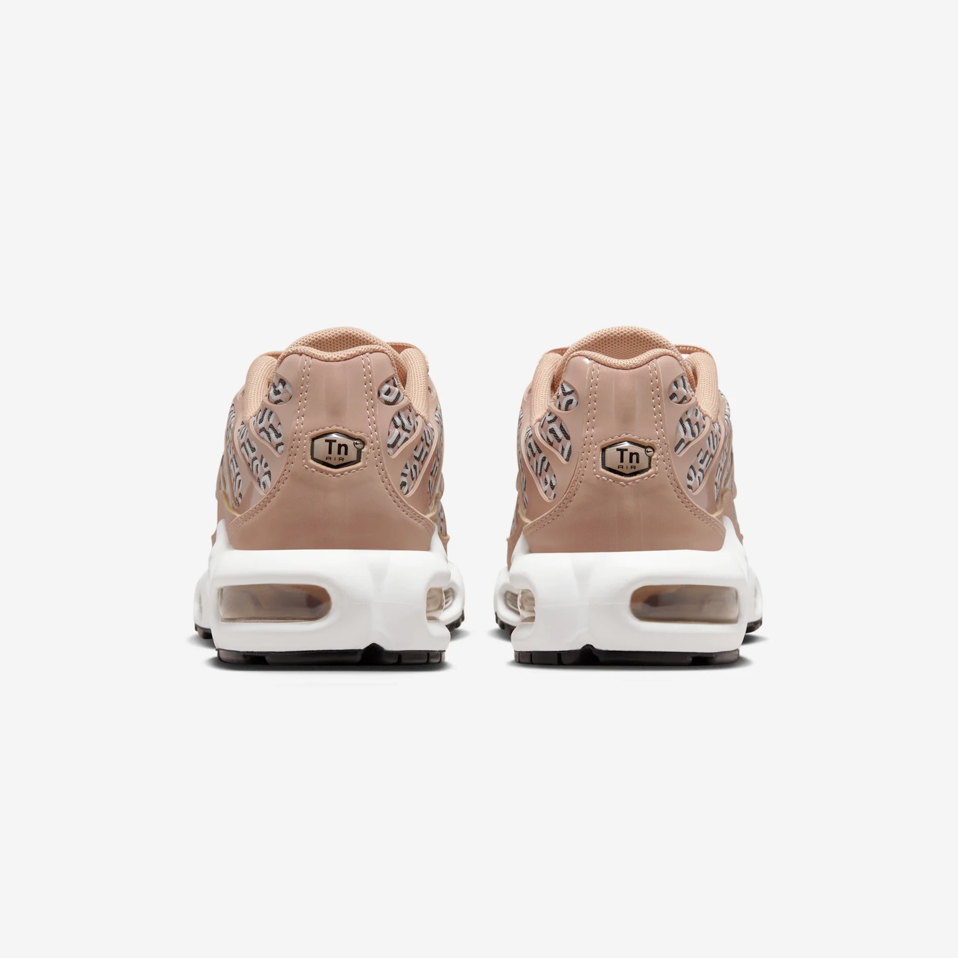 Nike Air Max Plus United in Victory (Women's)