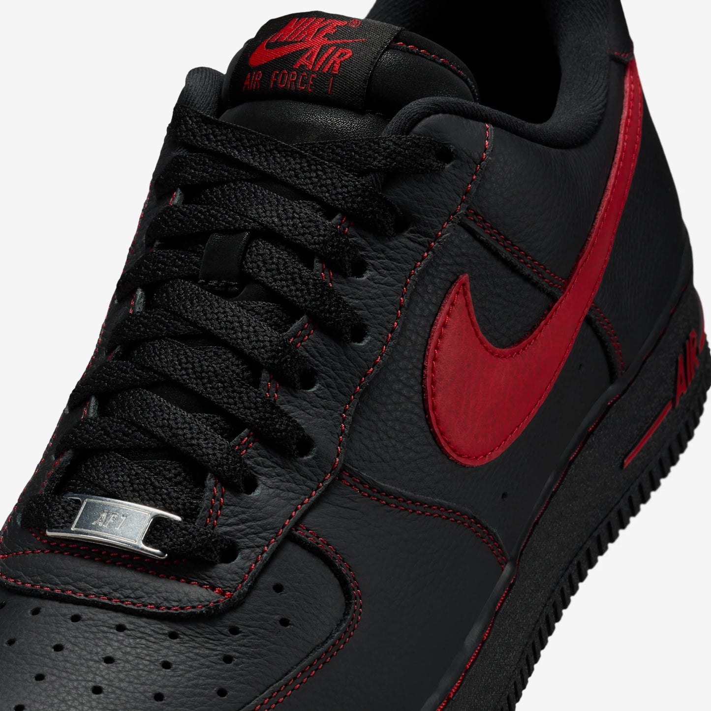 Nike Air Force 1 Low '07 LV8 Bred