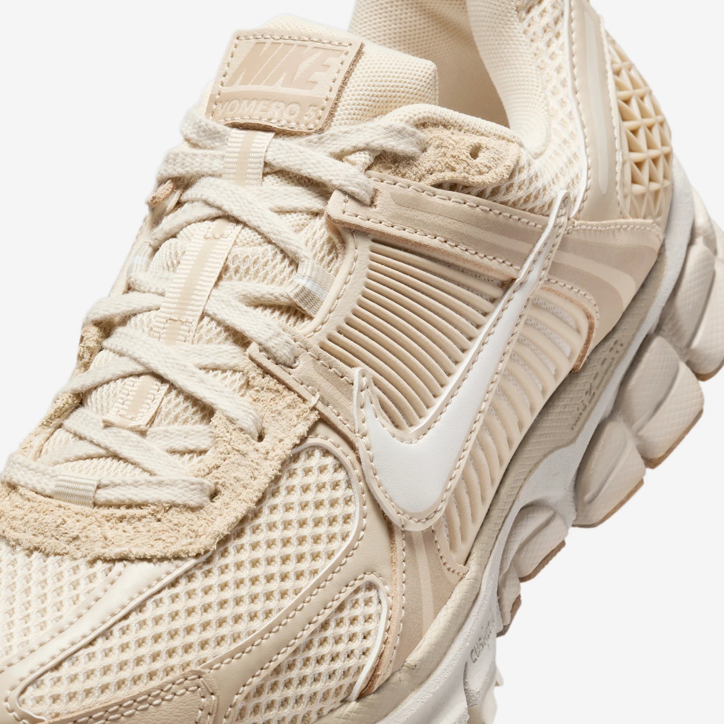Nike Zoom Vomero 5 Phantom Sand Drift (Women's)
