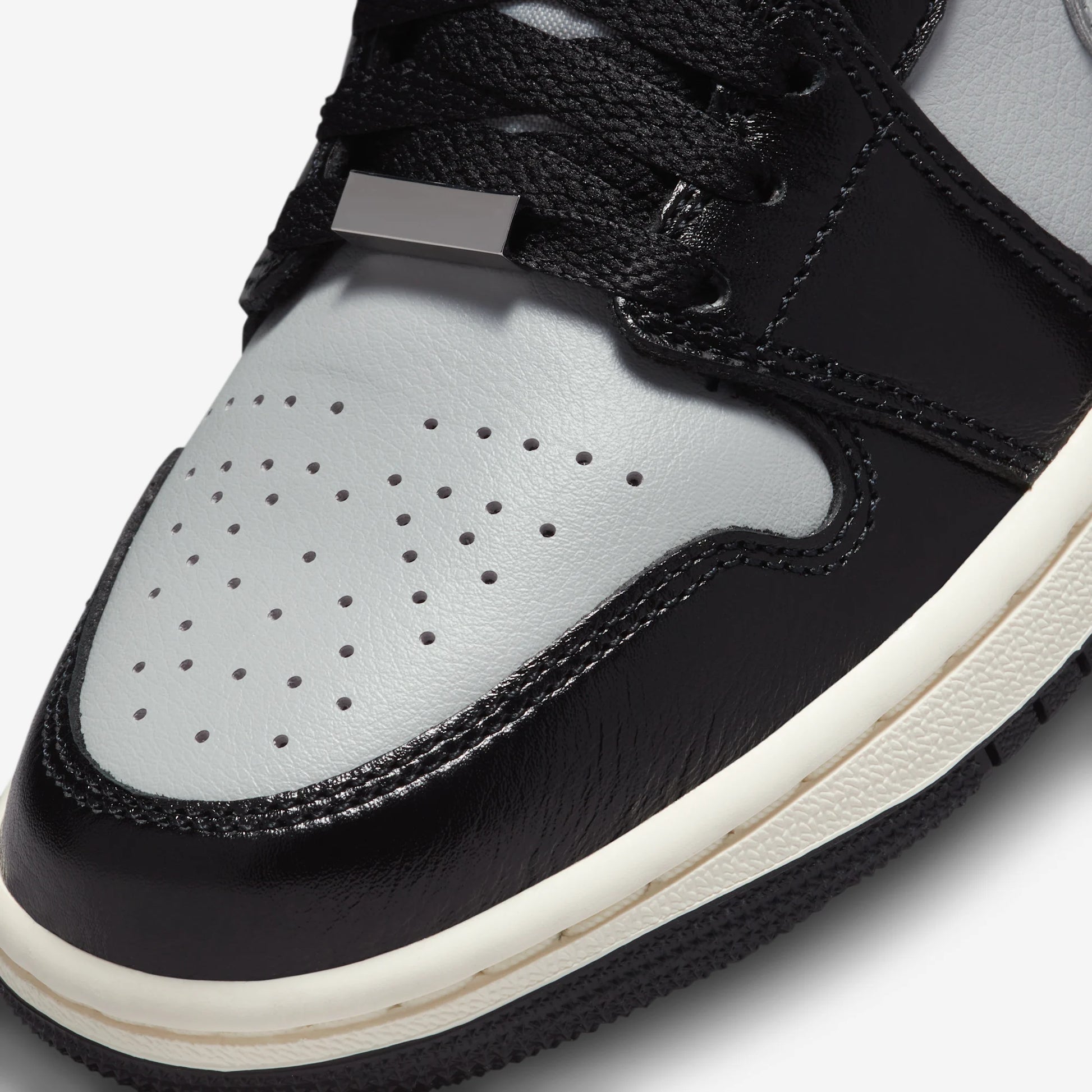 Jordan 1 Mid SE Black Metallic Silver (Women's)