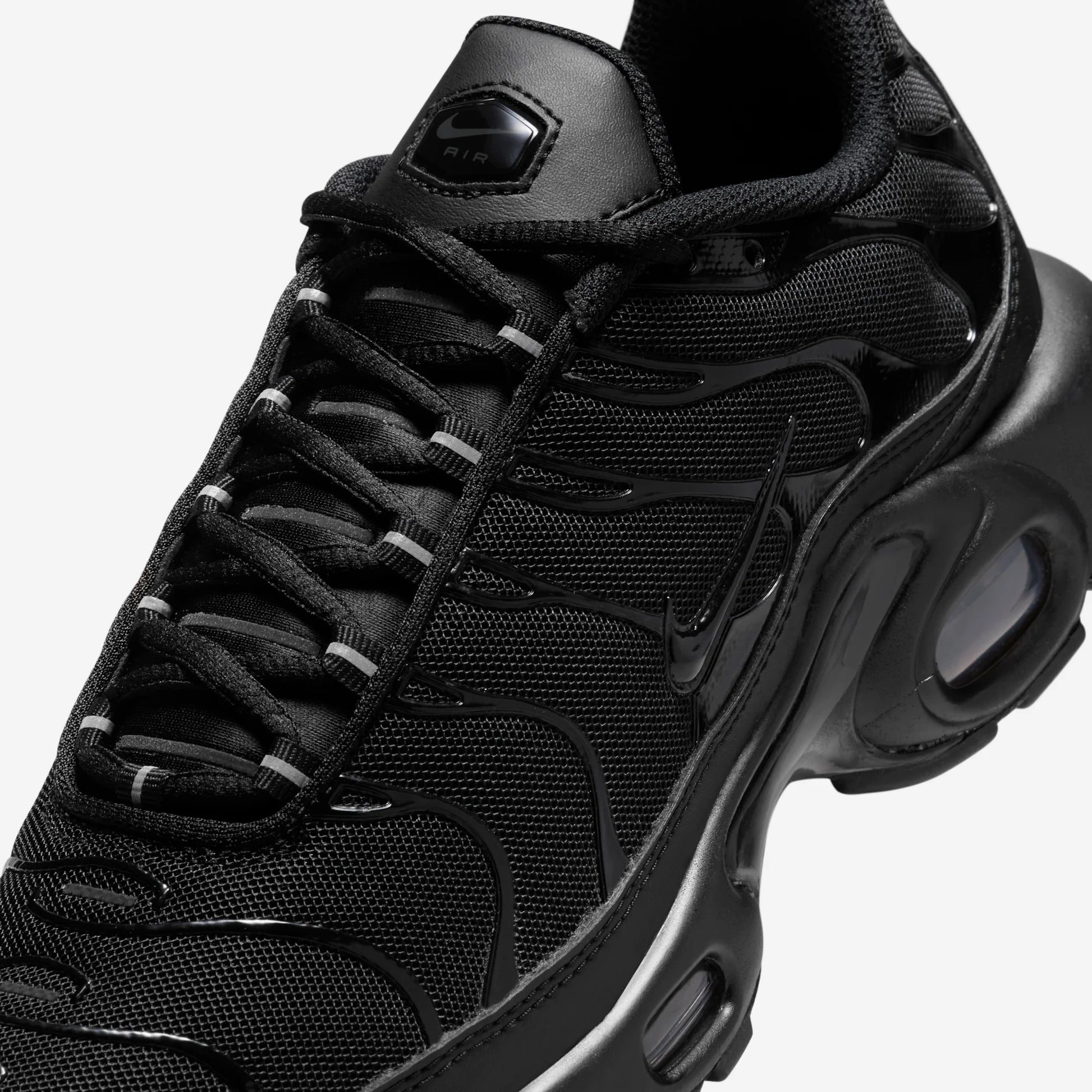 Nike Air Max Plus Triple Black (Women's)