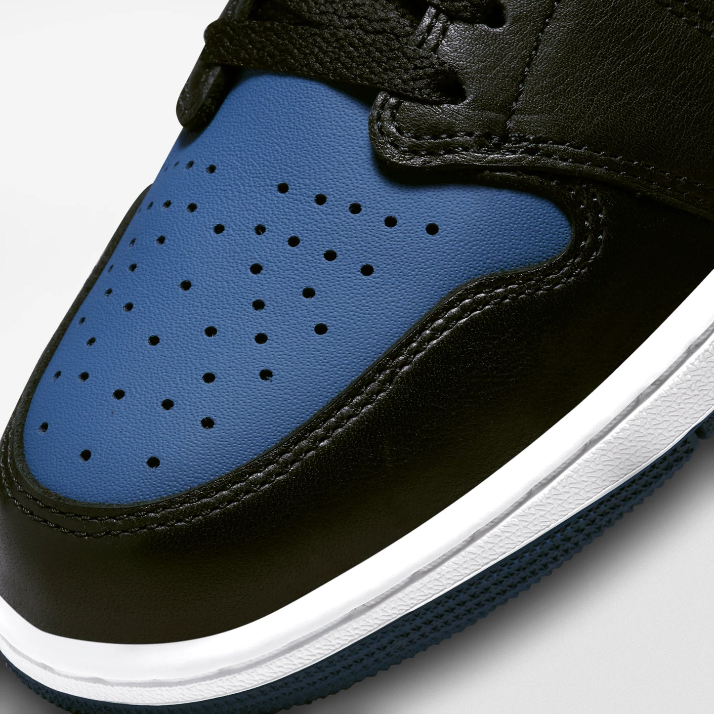 Jordan 1 Retro Low OG Mystic Navy