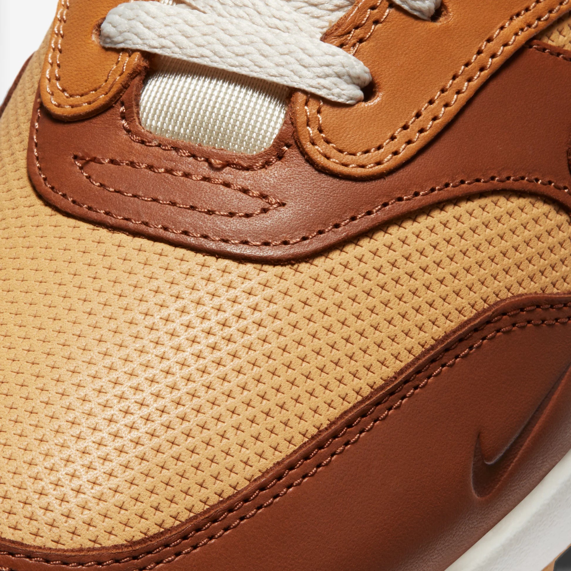 Nike Air Max 1 SNKRS Day Brown