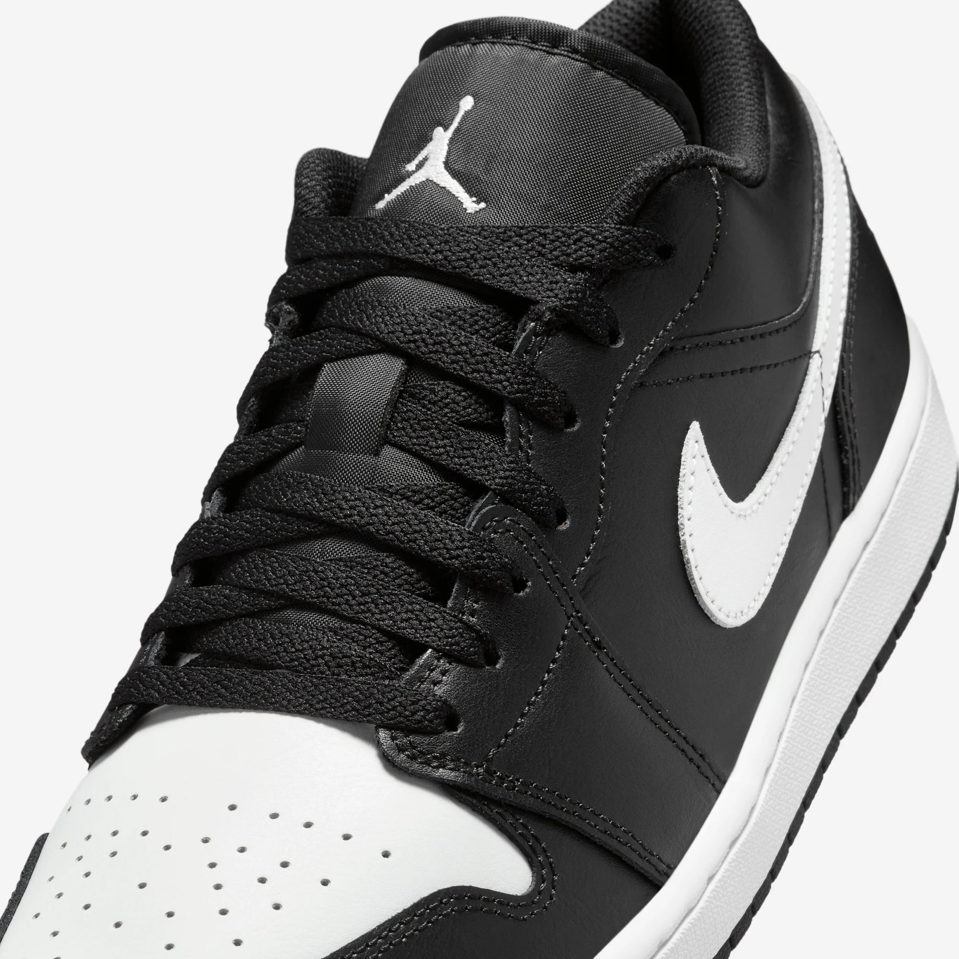 Jordan 1 Low Black Summit White