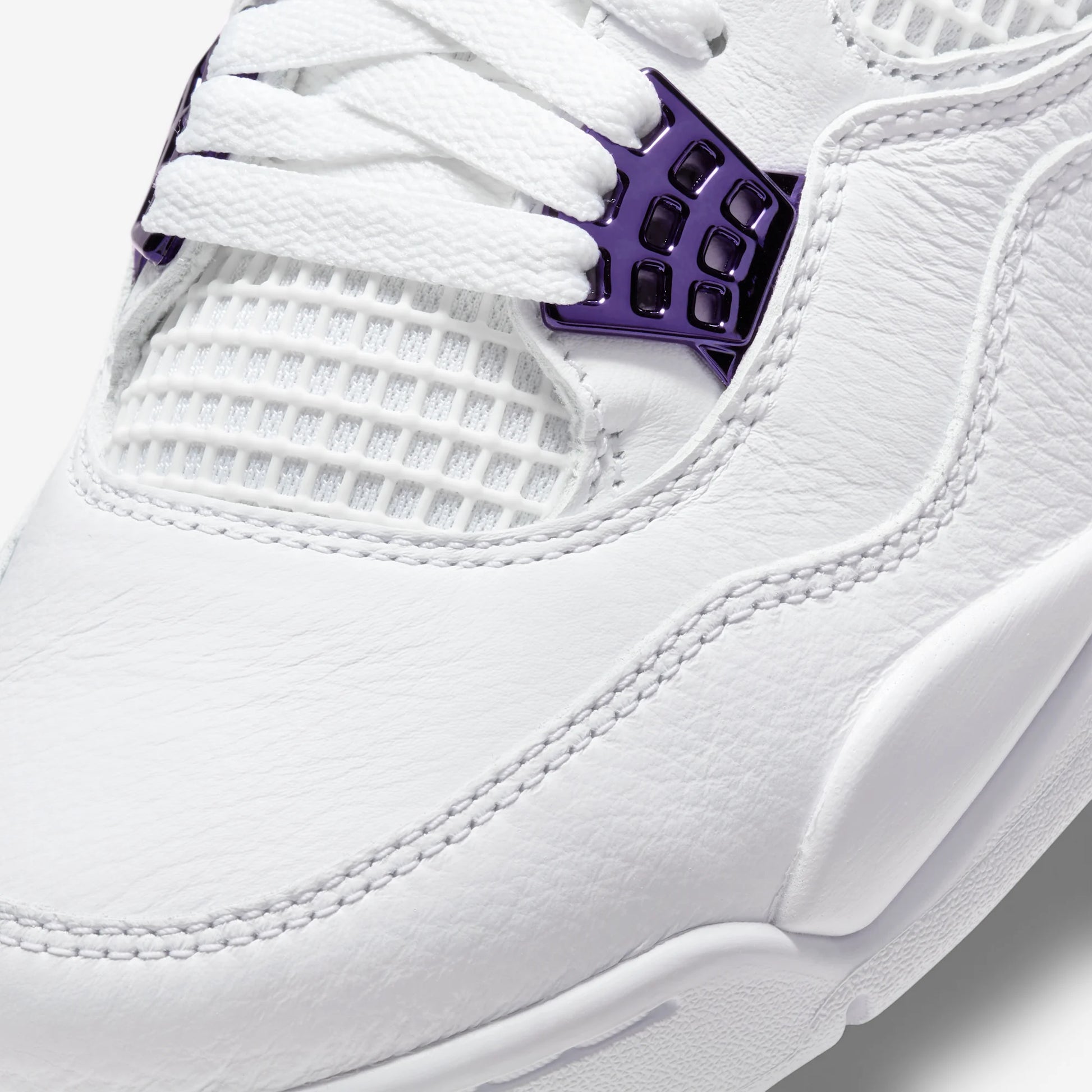 Jordan 4 Retro Metallic Purple
