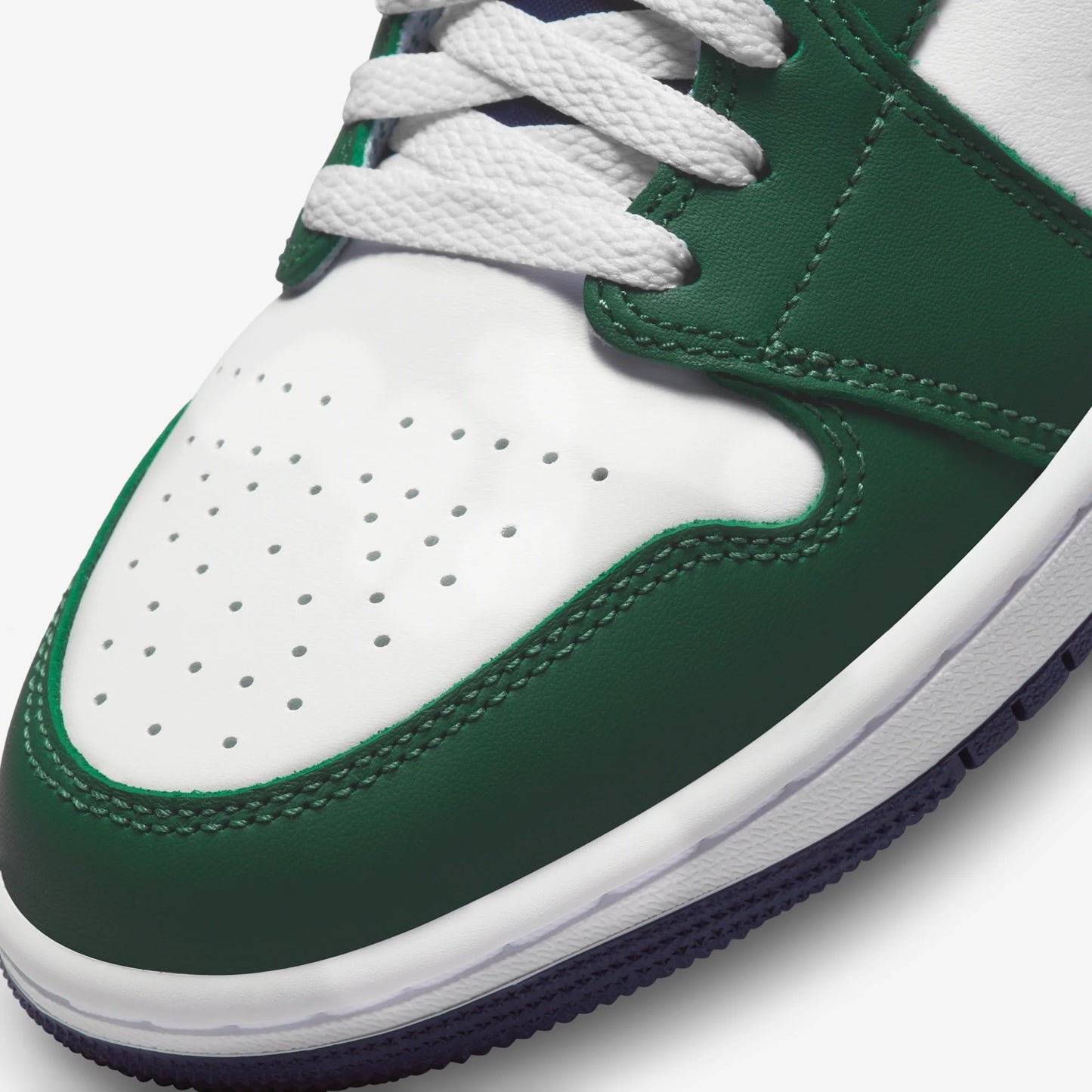 Jordan 1 Mid SE Seahawks (Women's)
