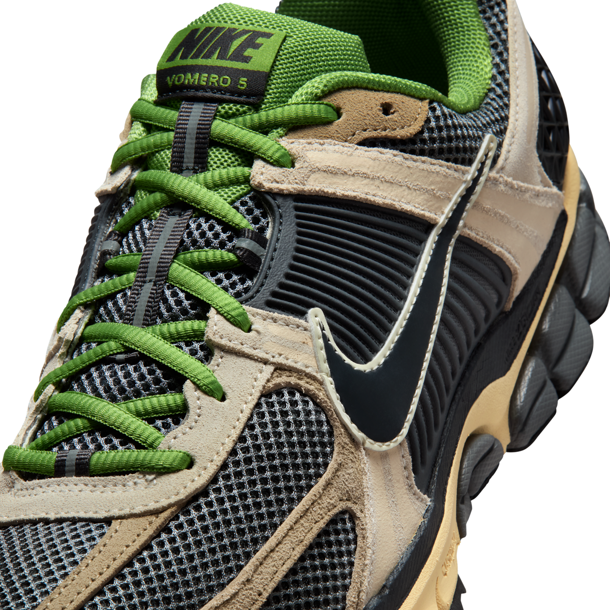 Nike Zoom Vomero 5 Pale Ivory Chlorophyll