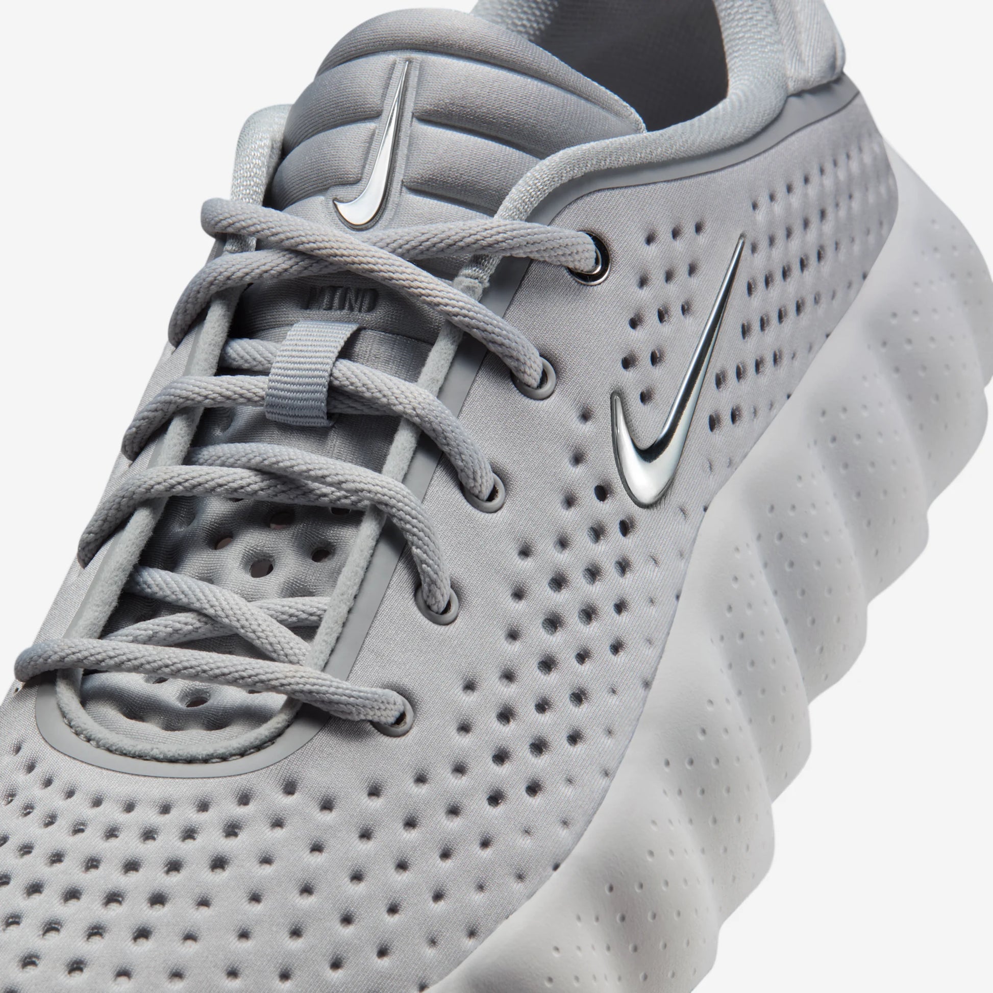 Nike Mind 002 Light Smoke Grey