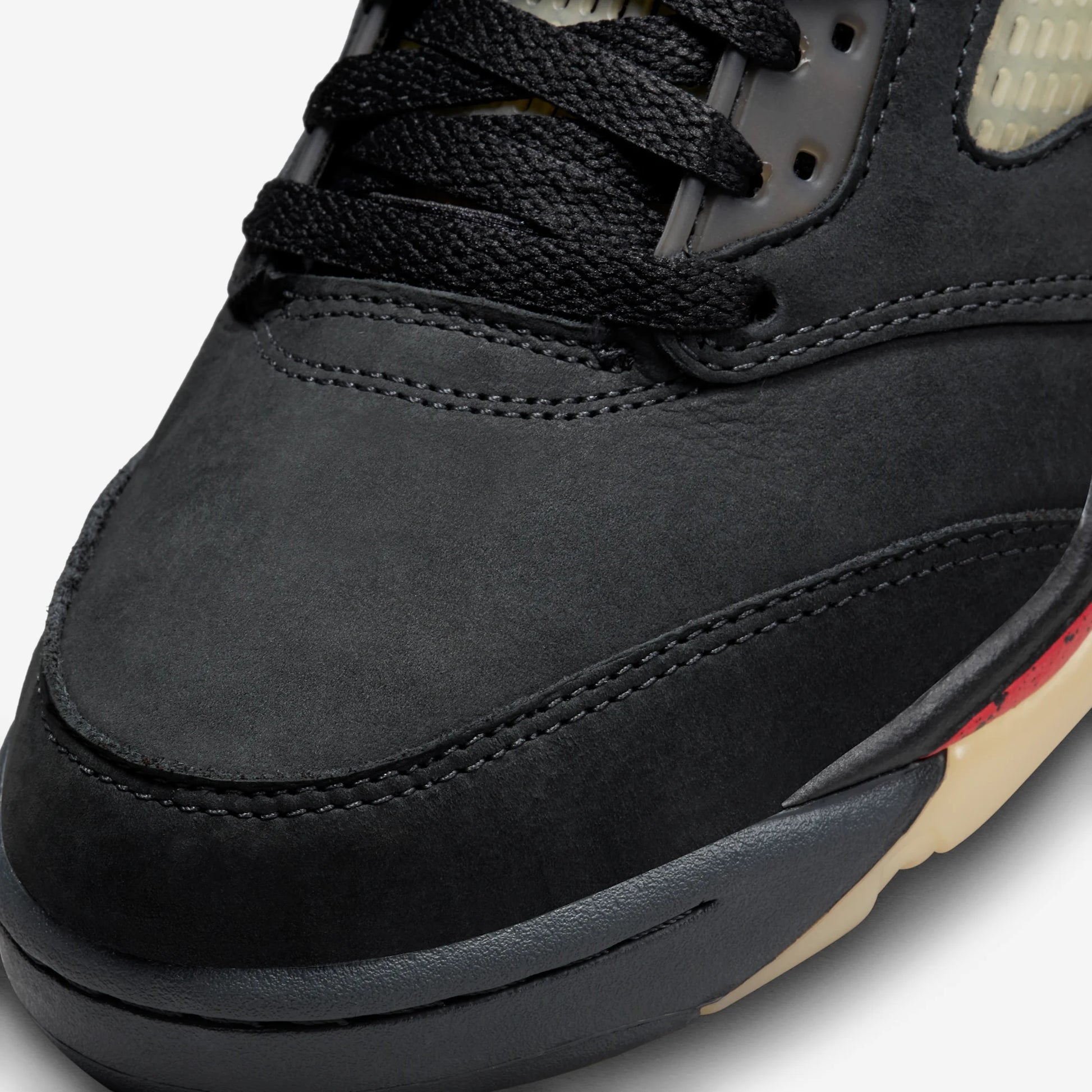 Jordan 5 Retro Gore-Tex Off Noir (Women's)