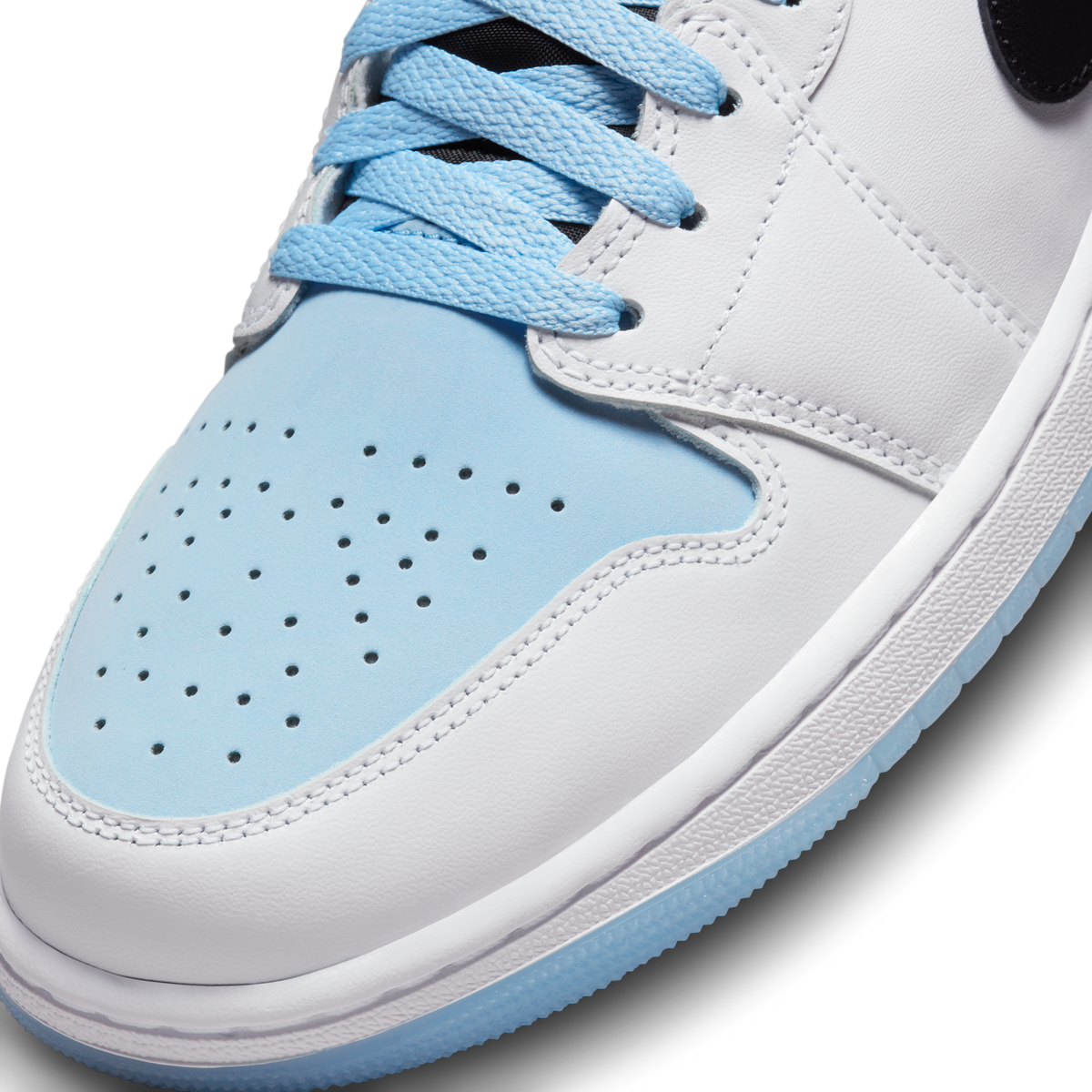 Jordan 1 Mid SE Ice Blue (2023)