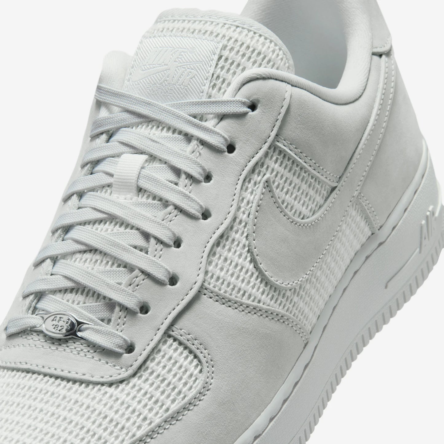 Nike Air Force 1 Low '07 LV8 Off White Summit White