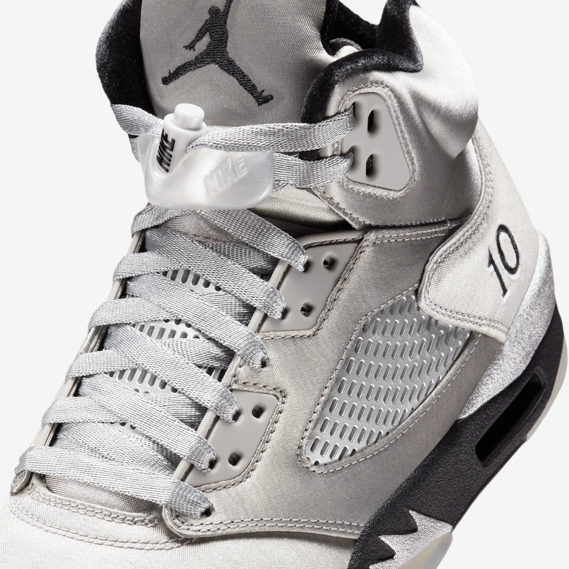 Jordan 5 Retro Wings (2025) (Women's)