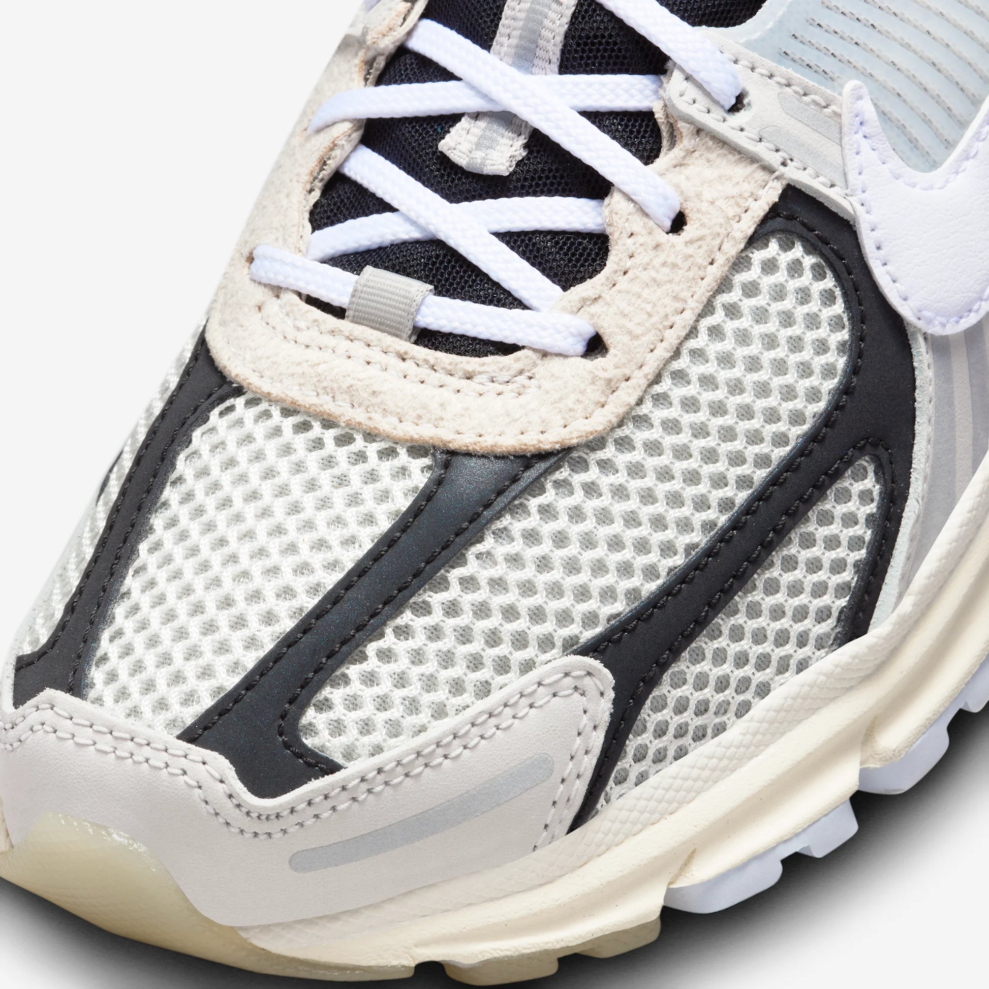 Nike Zoom Vomero 5 Supersonic Light Bone Black