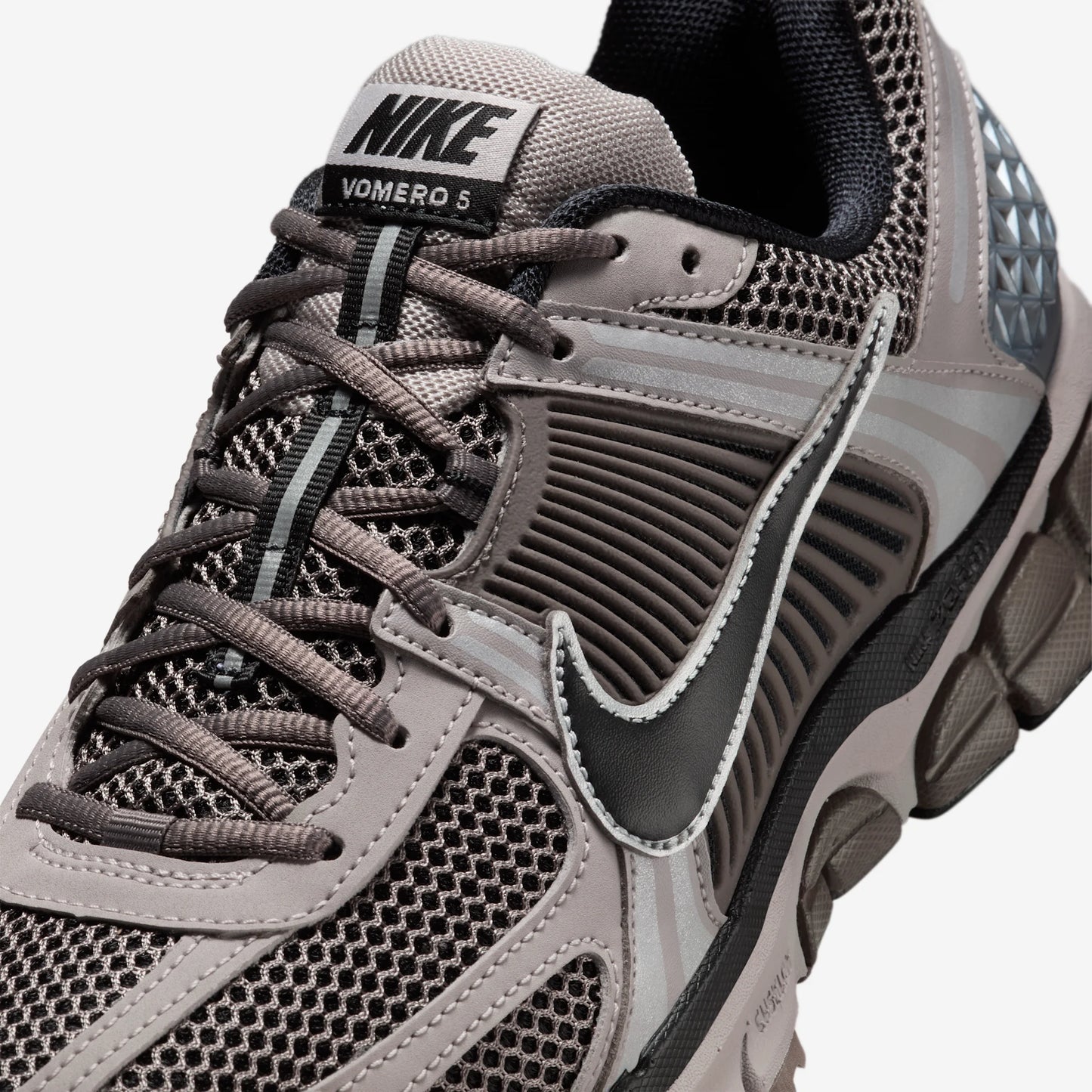 Nike Zoom Vomero 5 College Grey Cave Stone