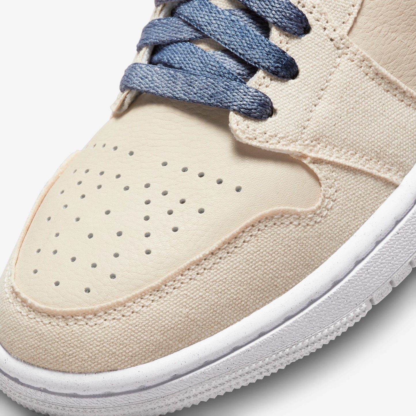 Jordan 1 Mid SE Sanddrift (Women's)