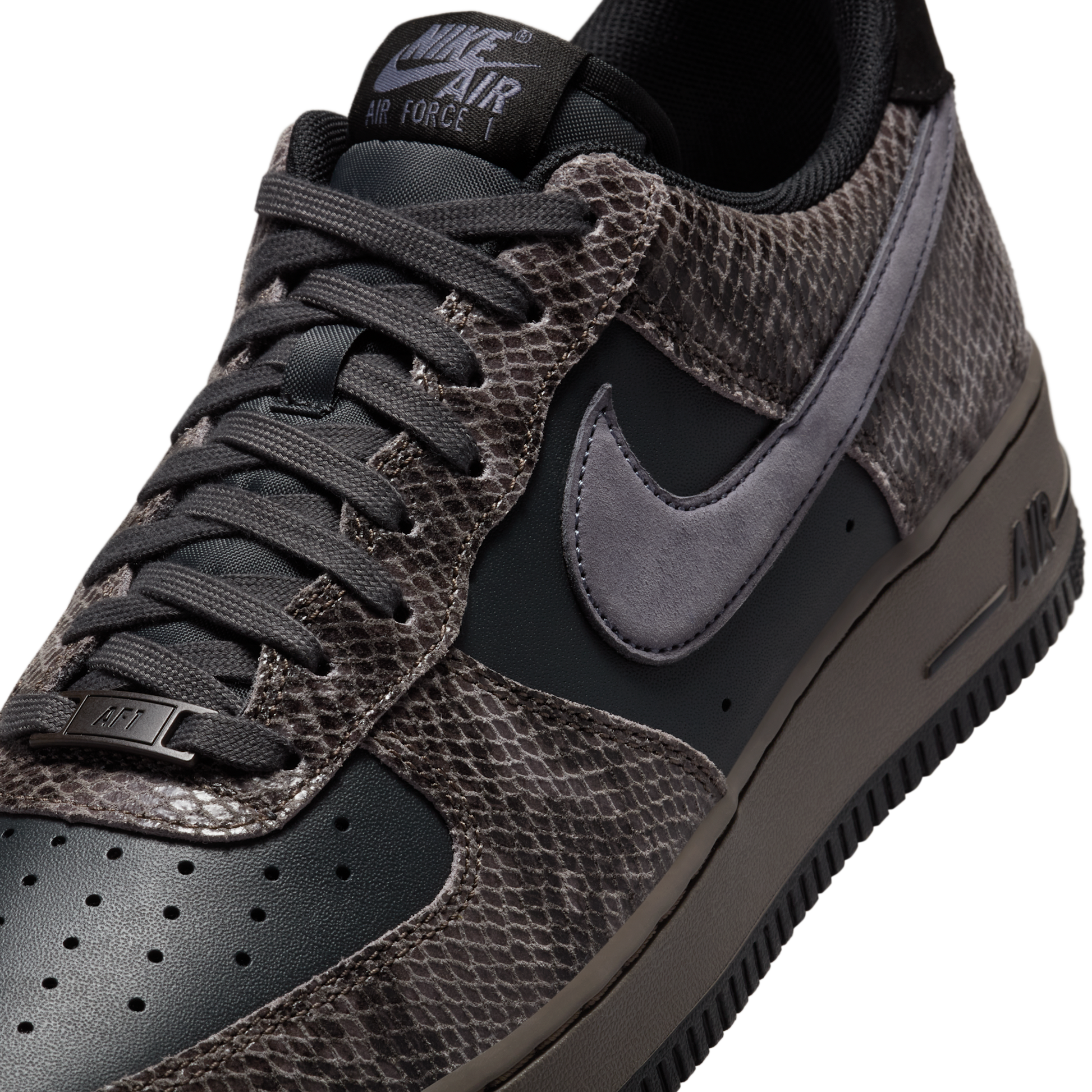 Nike Air Force 1 Low Off Noir Snakeskin