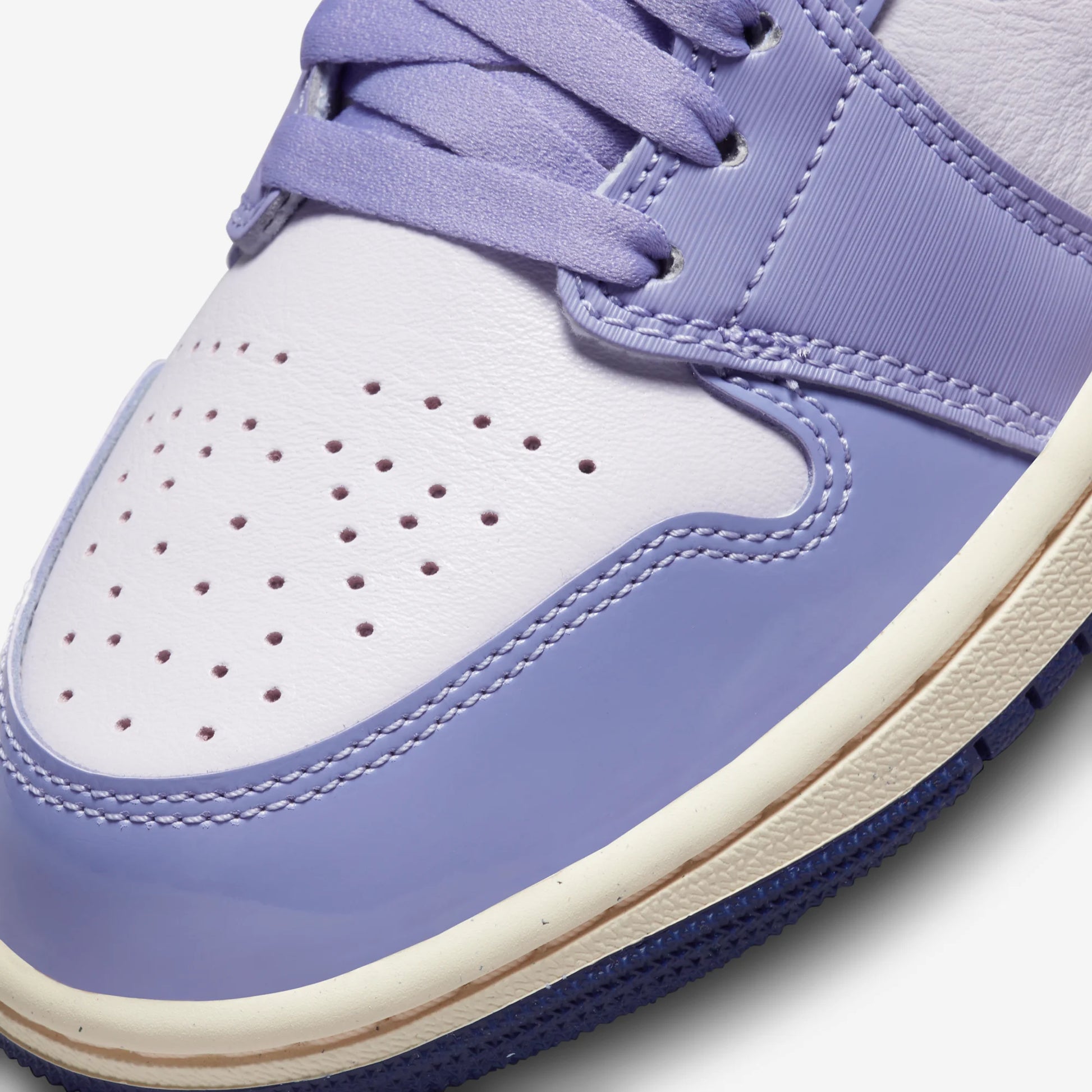 Jordan 1 Mid SE Chenille Sky J Light Purple (Women's)