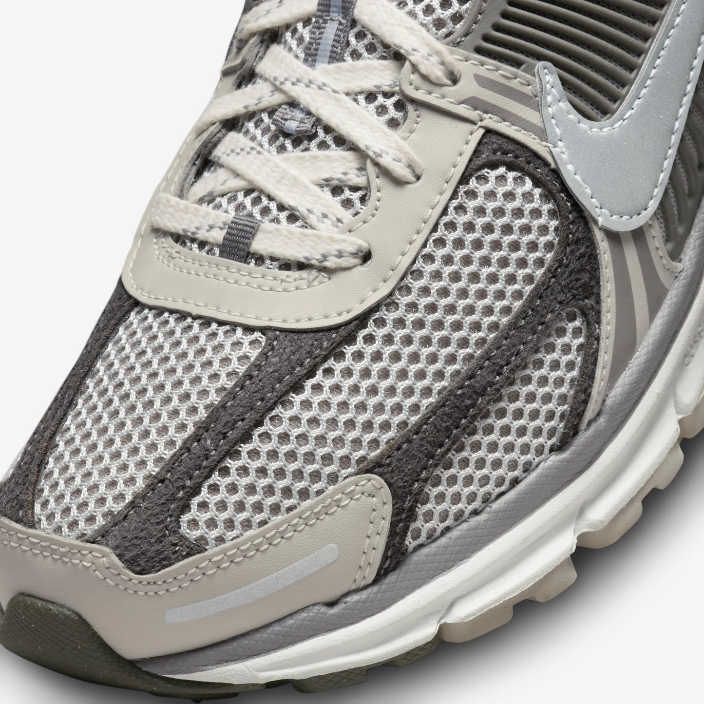 Nike Zoom Vomero 5 Iron Ore Flat Pewter
